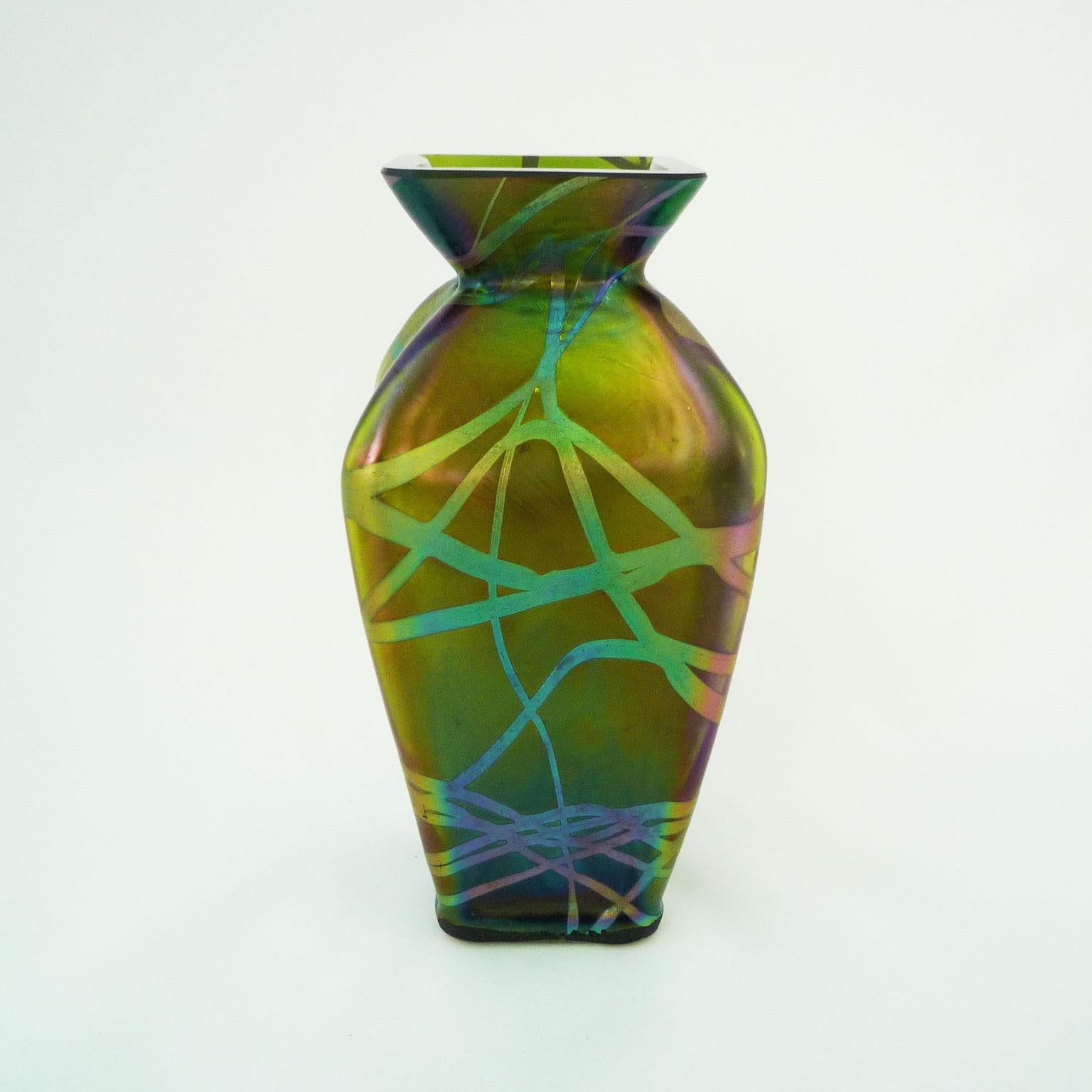 Small vase Palme König, Art Nouveau, circa 1910 In Good Condition In Berlin, DE