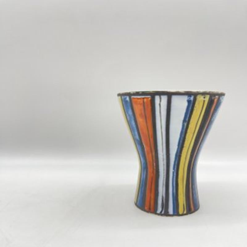Small Vase with Pyjama Decoration by Roger Capron for Vallauris, 1960s In Excellent Condition For Sale In Andrézieux-Bouthéon, FR