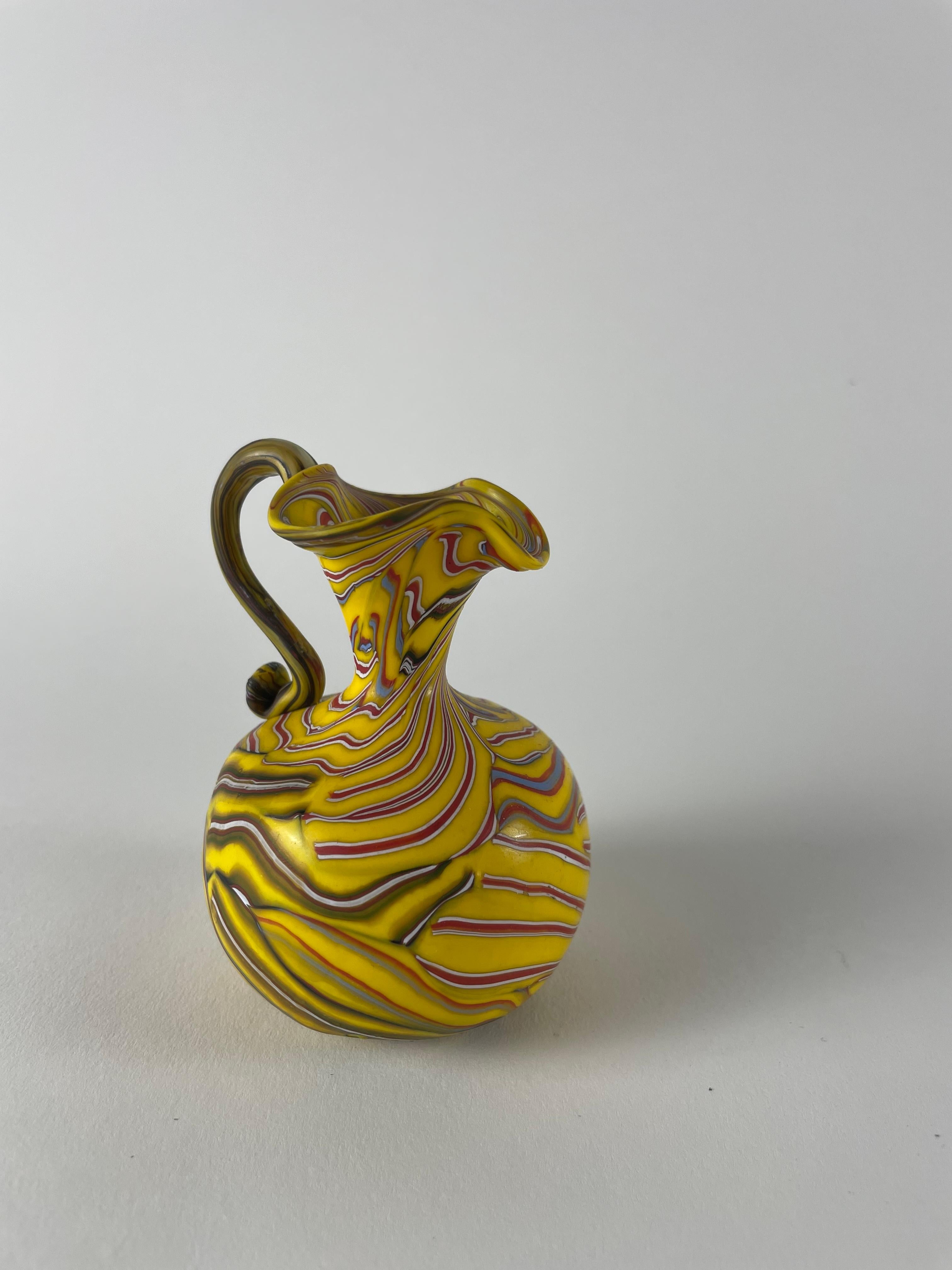 Arts and Crafts Small vases in yellow glass canes, FRATELLI TOSO MURANO, 1920 circa For Sale