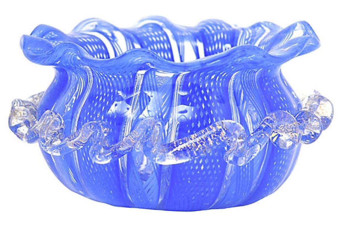 Small Venetian Blue and Clear Lattice Art Glass Bowl In Good Condition In Miami Beach, FL