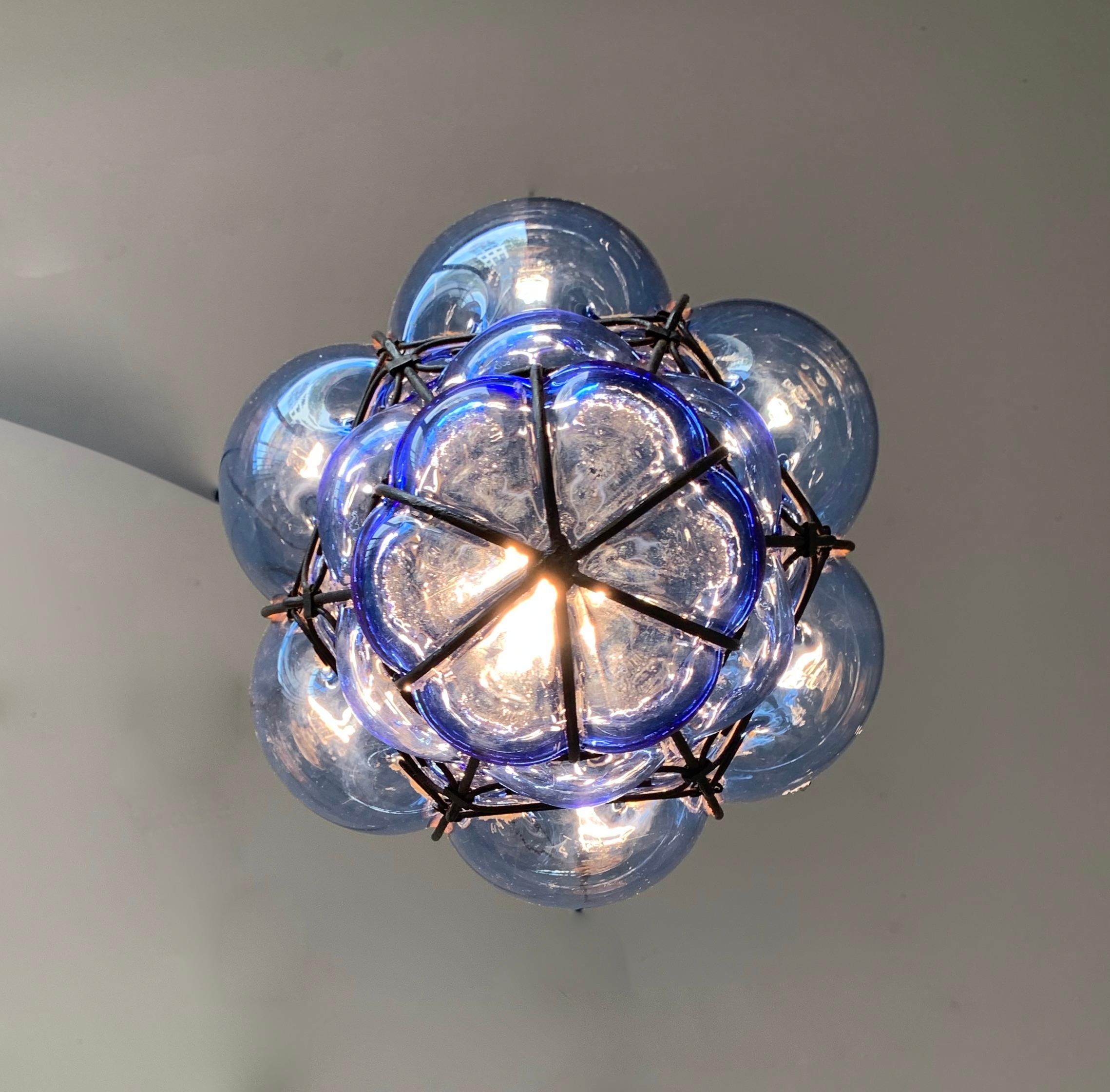 Small Venetian Murano Pendant Light with Mouth Blown Blue Colored Glass in Frame In Good Condition In Lisse, NL