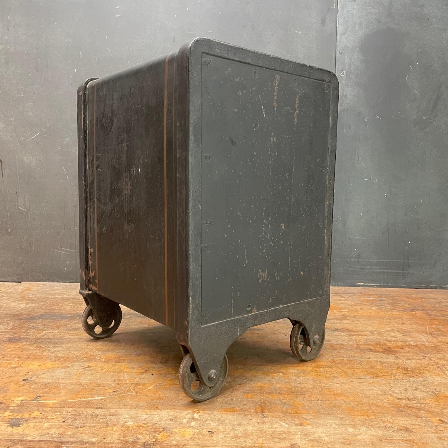 19th Century Small Victorian Meilink's Home Vault Railroad Safe Heavy Iron Nightstand For Sale