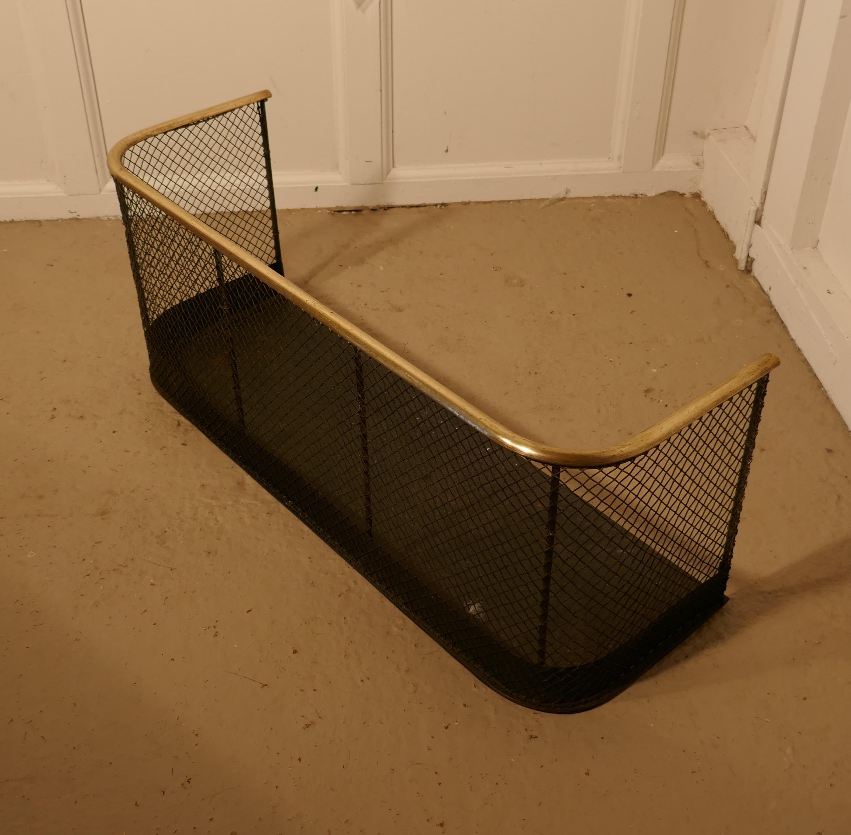 19th Century Small Victorian Nursery Fire Guard or Club Fender