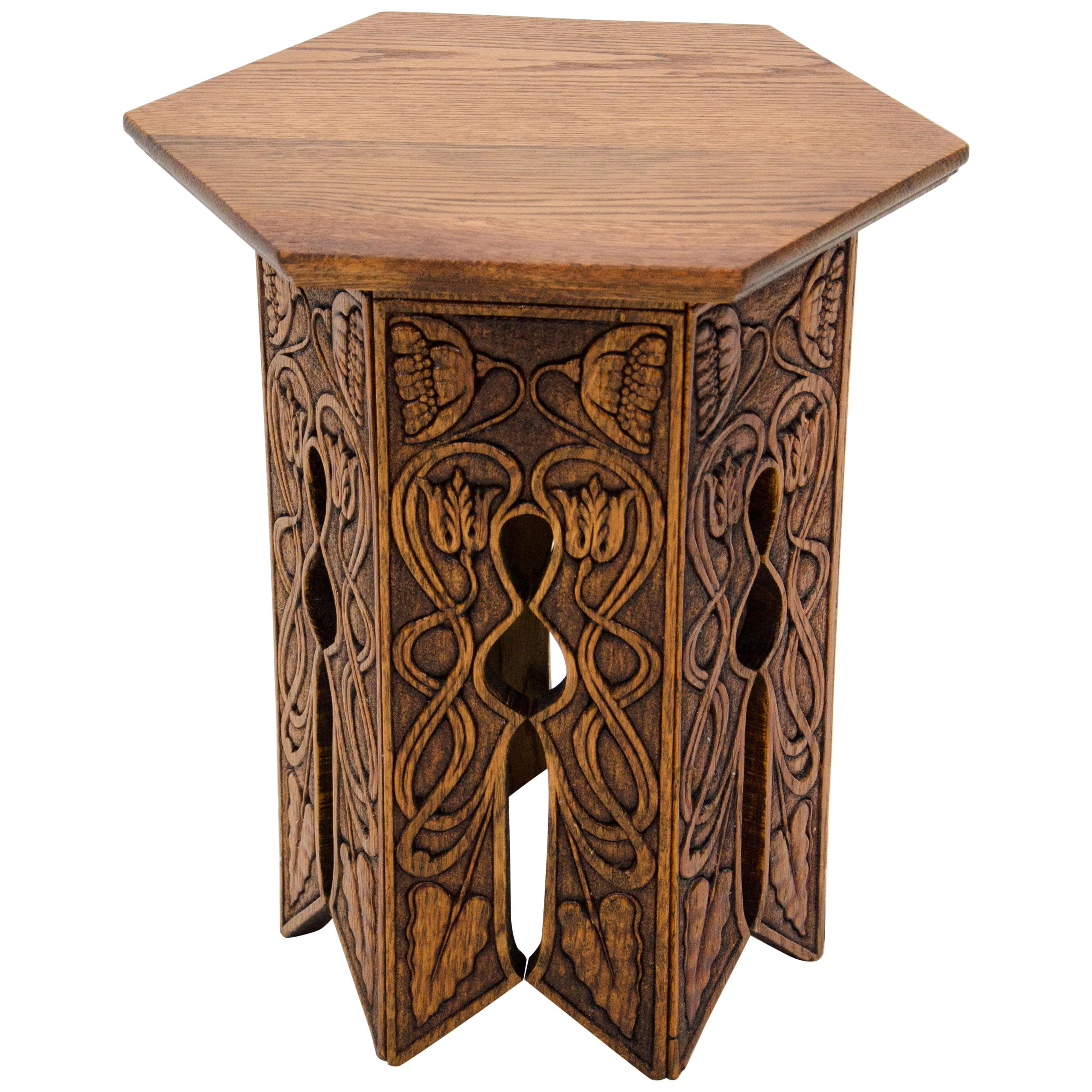 Small Victorian Oak Tabouret Occasional Table or Plant Stand, circa 1900