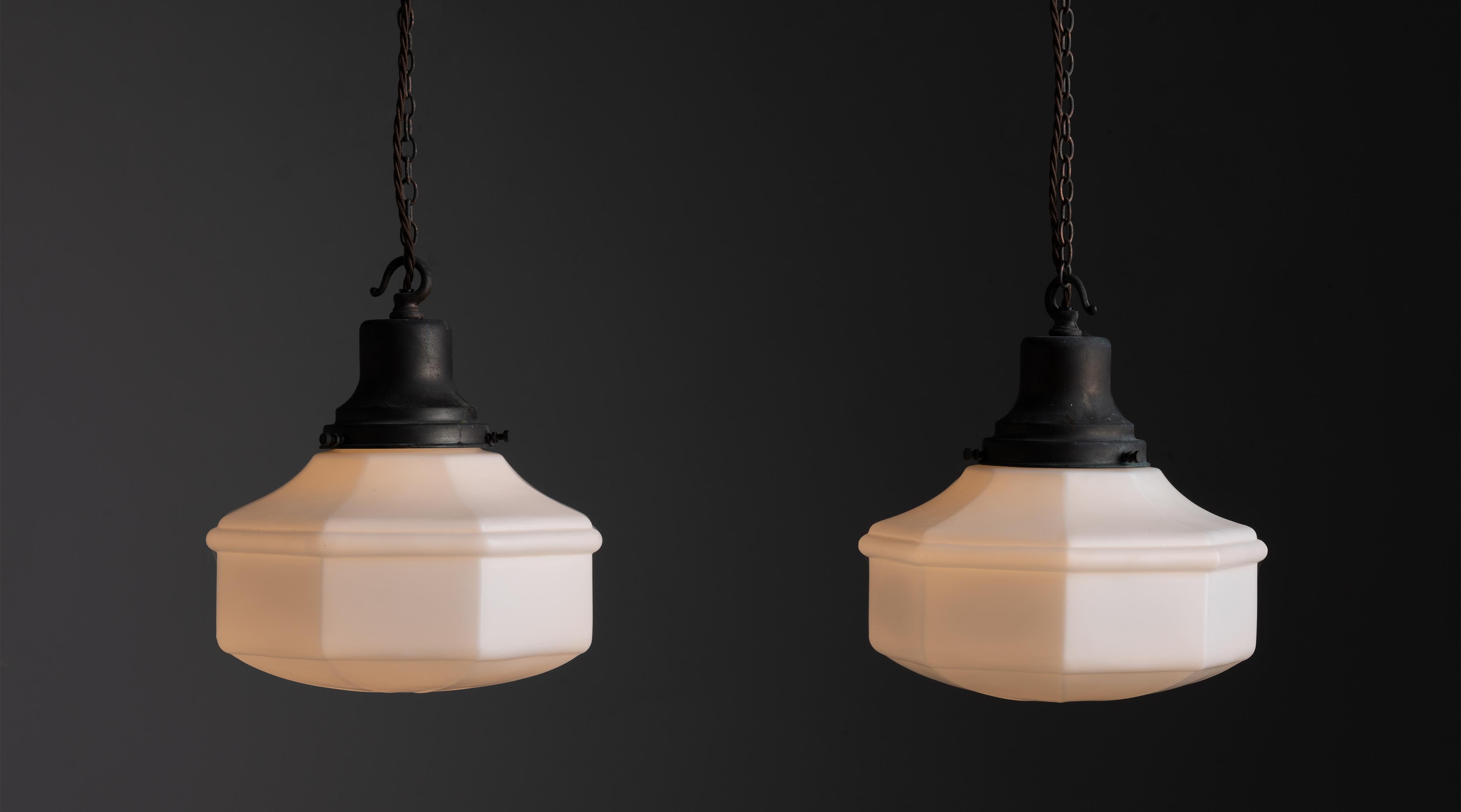 Small opaline milk glass pendants, England Circa 1900.

Victorian era chapel pendants with original ceiling chain and rose. 

 

*Please note the price is per unit, and the lights are sold individually*

