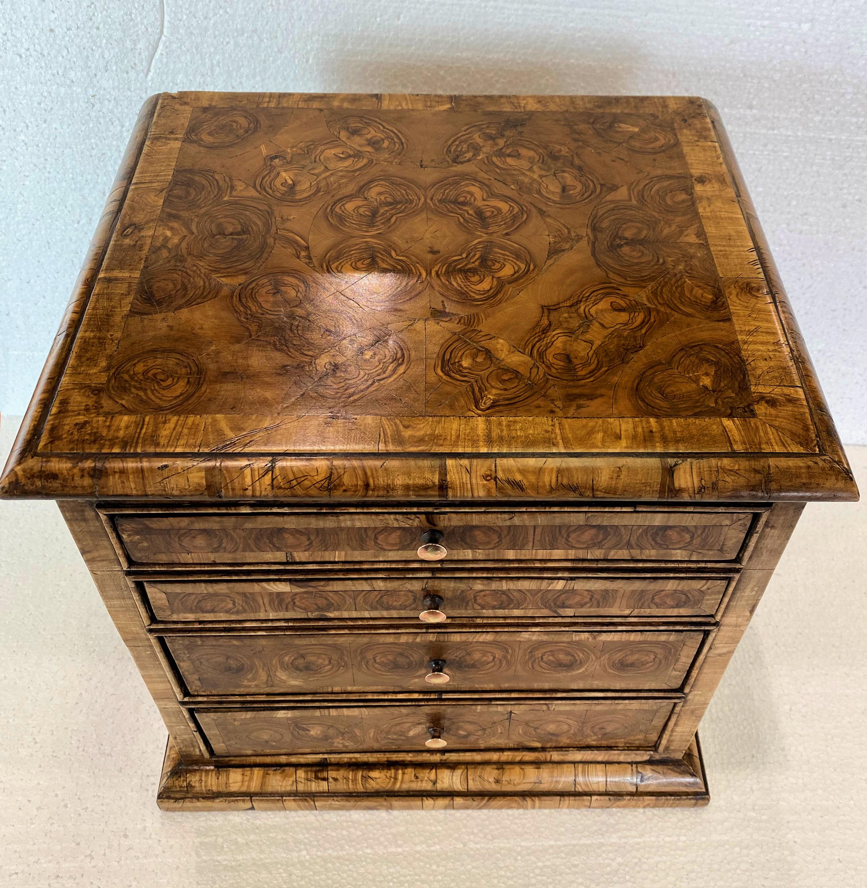Small Victorian Oyster Re-Veneered Collector's Chest  For Sale 9