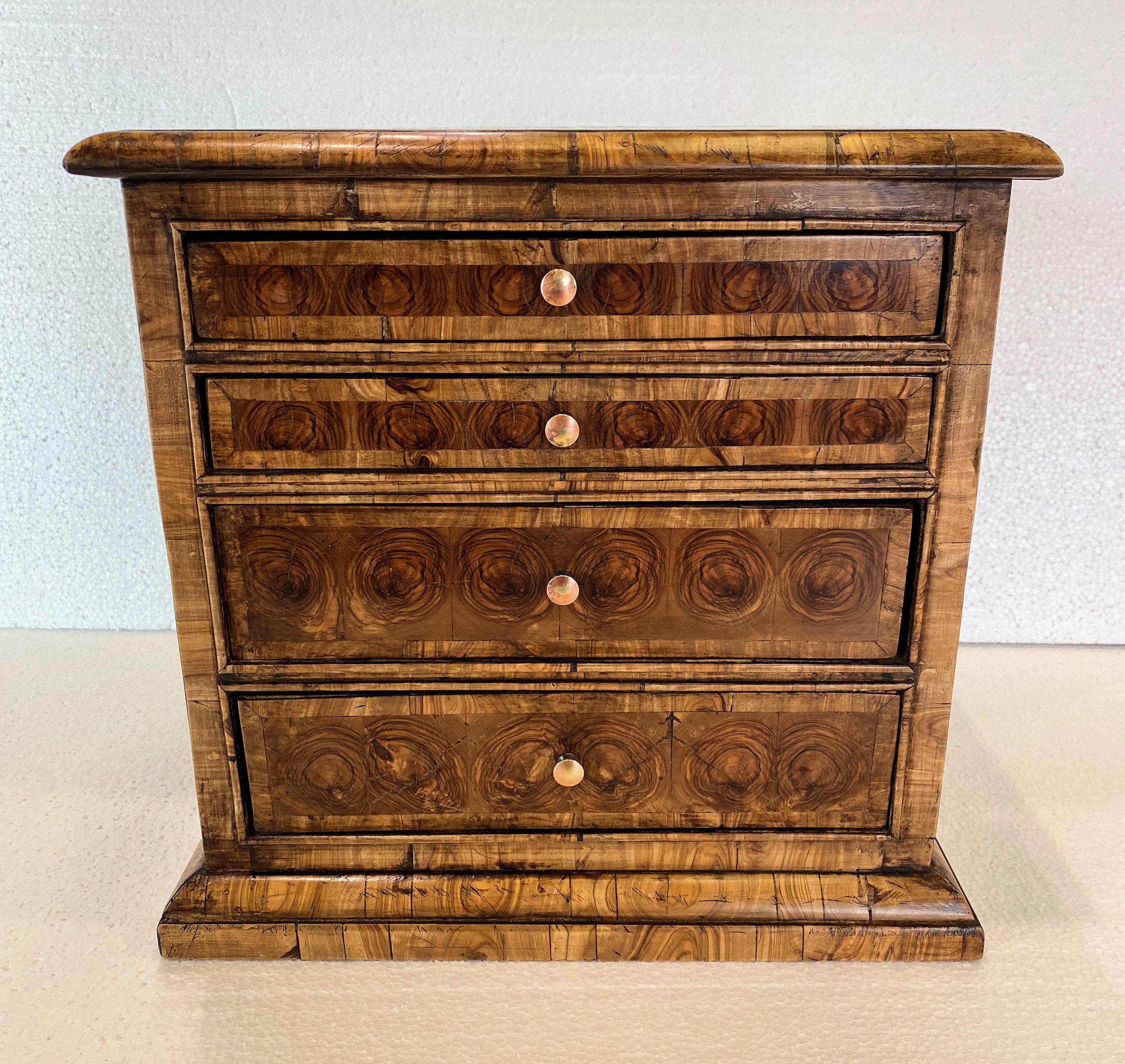 Small Victorian Oyster Re-Veneered Collector's Chest  For Sale 10