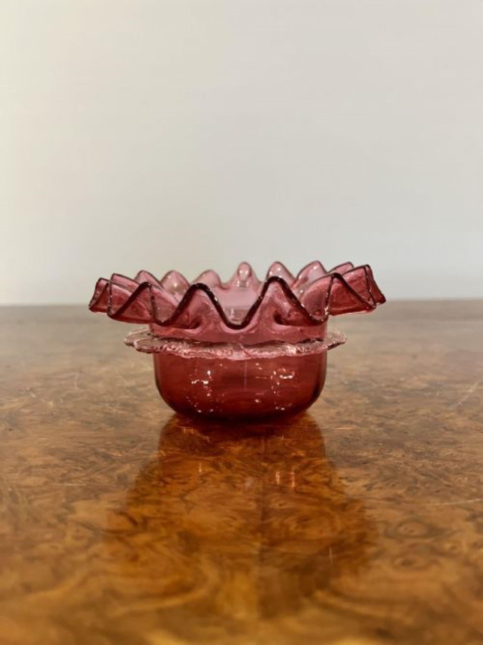 Small Victorian Quality Cranberry Glass Bowl In Good Condition For Sale In Ipswich, GB