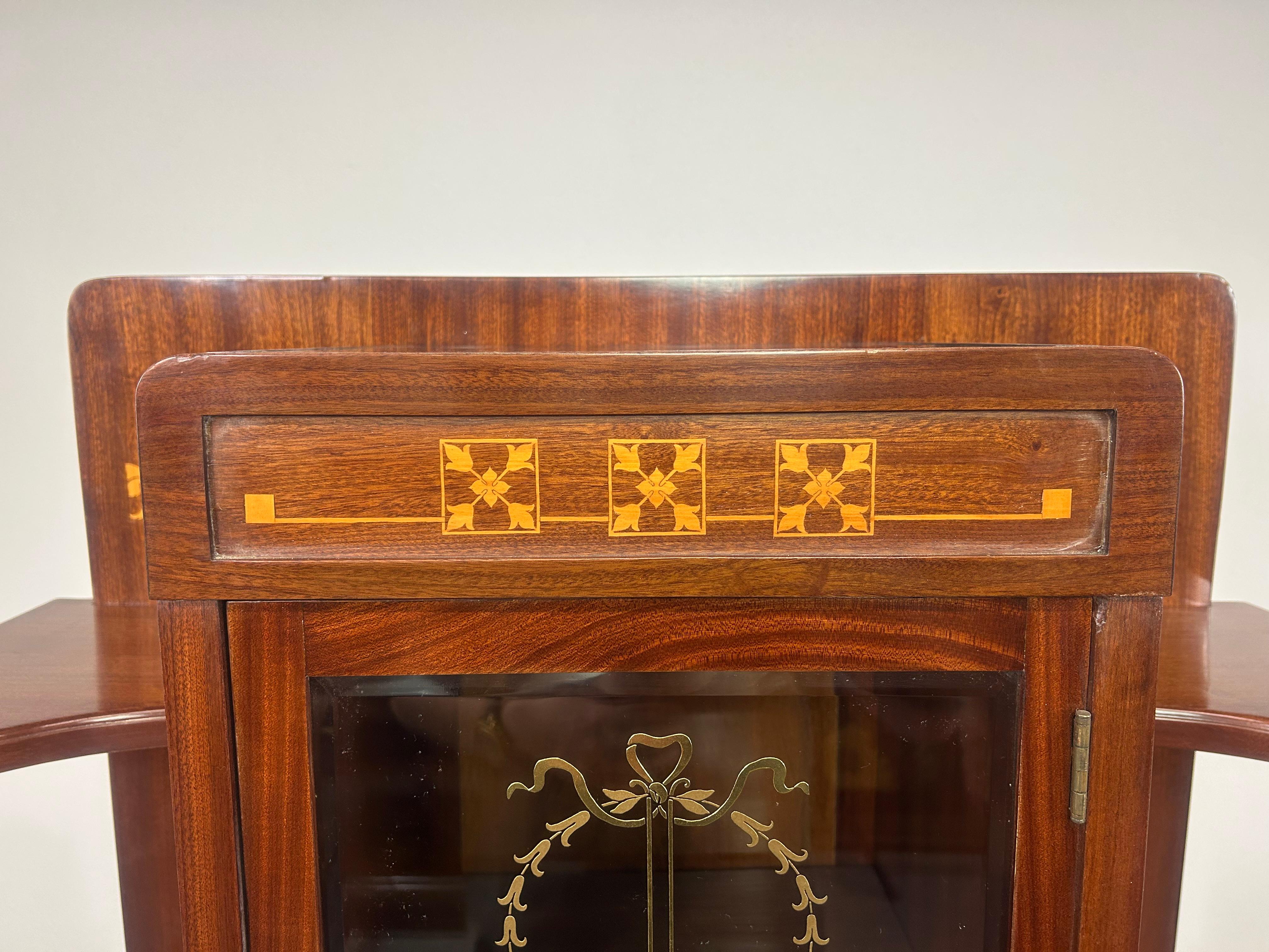 Piccola credenza Vienna secession in vendita 2