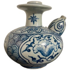 Small Vietnamese Kendi with Blue and White Design, 15th-16th Century, Vietnam