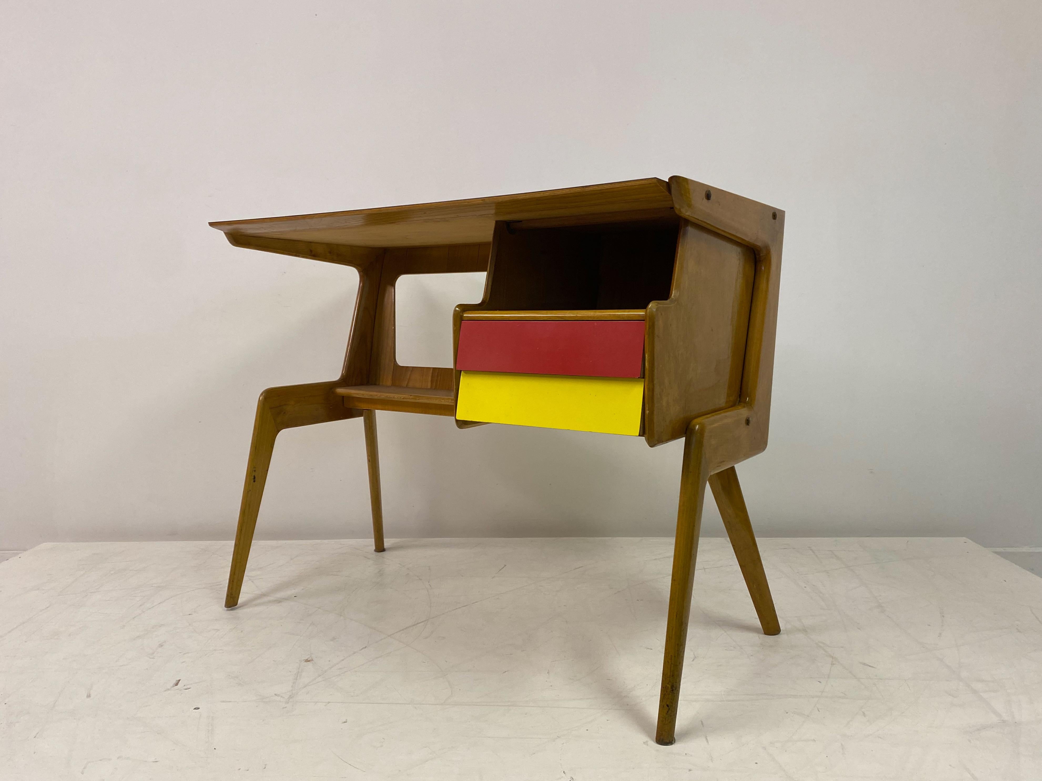 Small Vintage 1950s Italian Desk For Sale 6