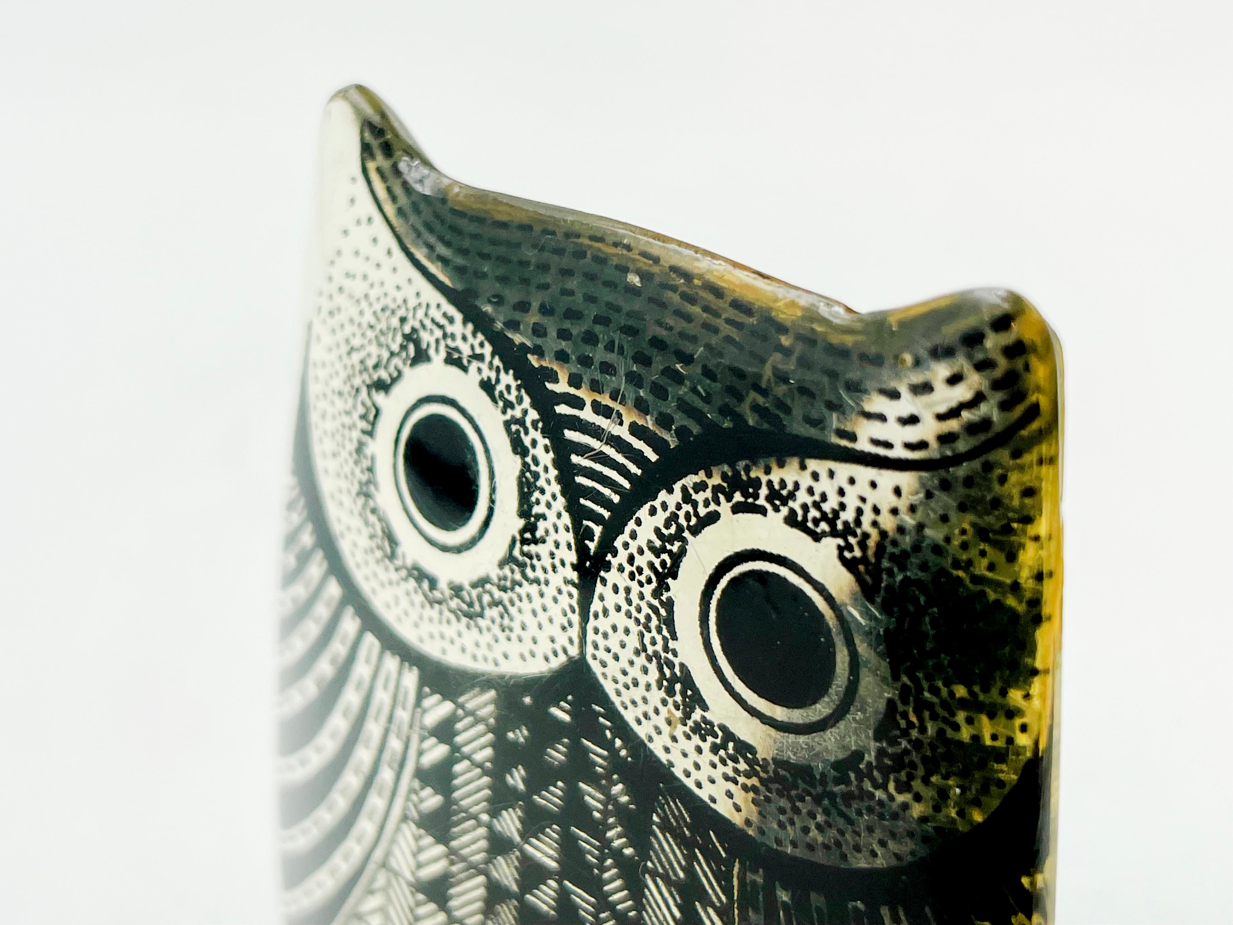 Brésilien Petit figurine de hibou vintage Abraham Palatnik Op-Art en lucite, Brésil, années 1970 en vente