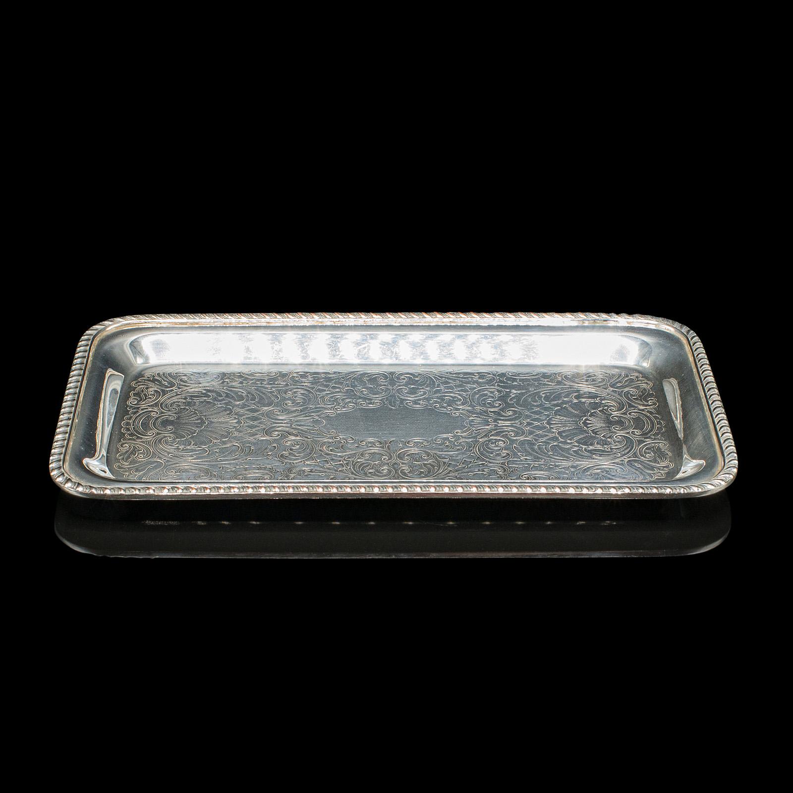 Americano Piccolo vassoio bonbon d'epoca, americano, placca d'argento, piatto portachiavi, ricevimento, servizio in vendita