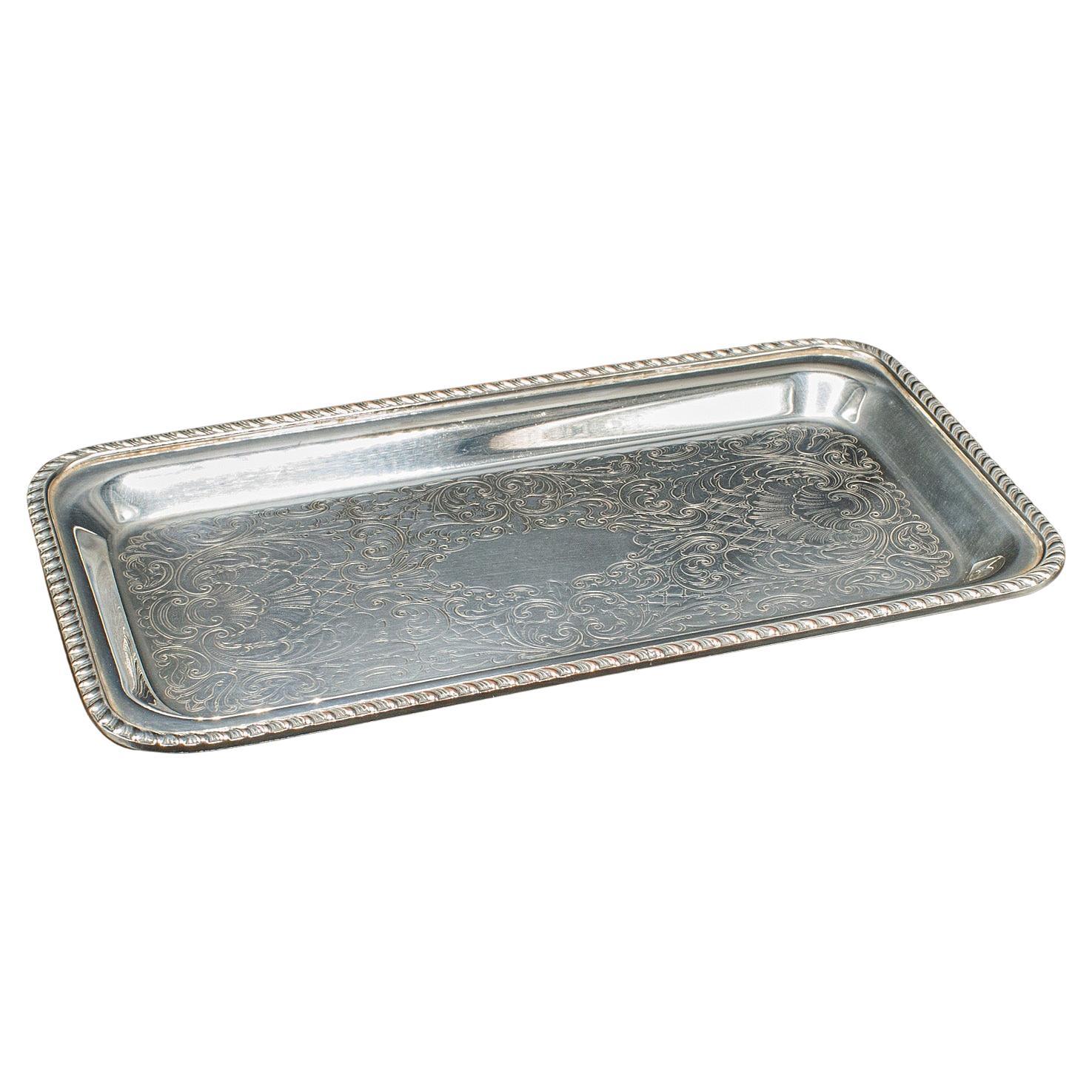 Piccolo vassoio bonbon d'epoca, americano, placca d'argento, piatto portachiavi, ricevimento, servizio in vendita