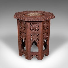 Piccolo tavolo ornamentale Campaigner d'epoca, teak birmano, Foldes, lampada, Art Deco