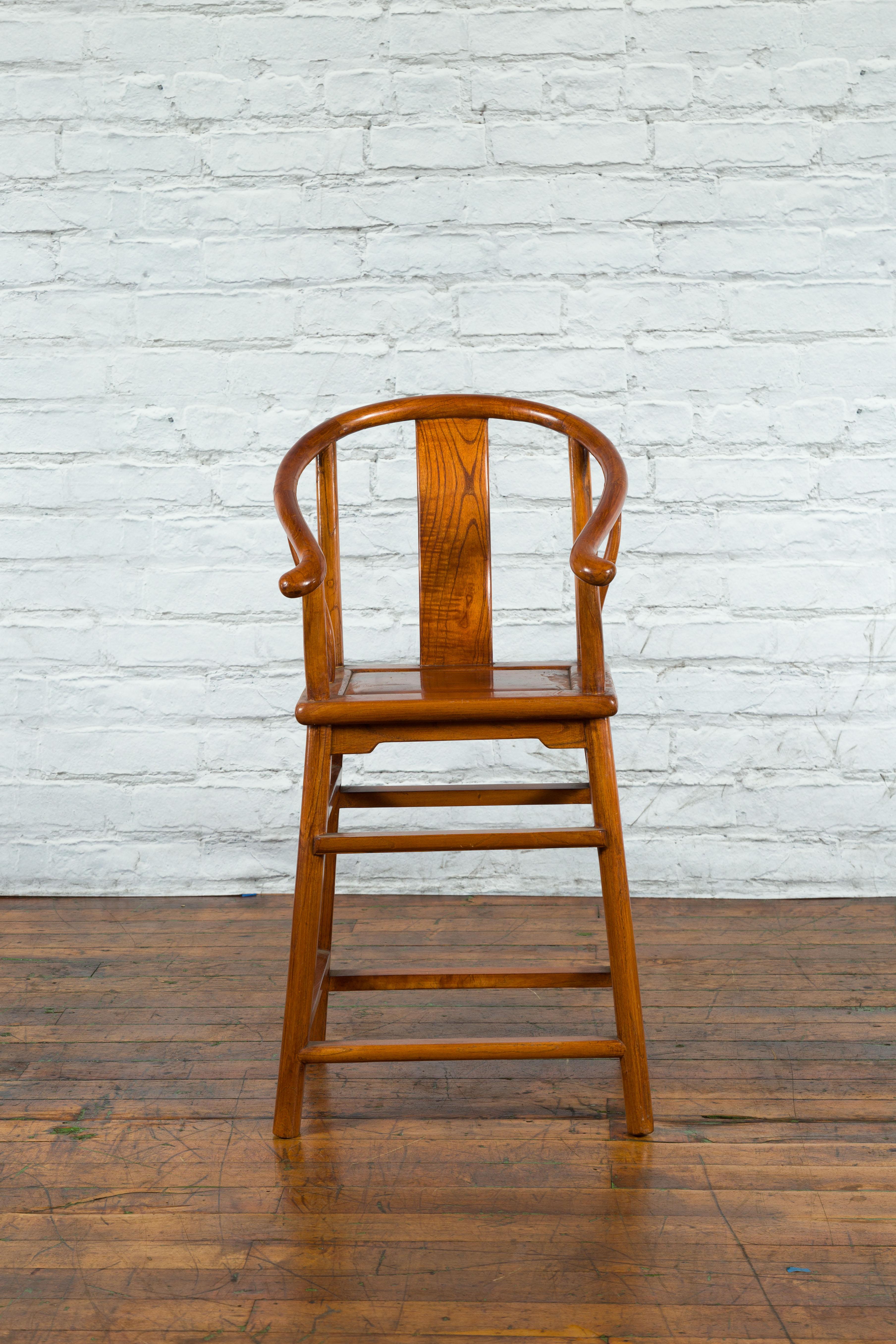 Small Vintage Chinese Horseshoe Back Chair with Wooden Seat and Side Stretchers In Good Condition For Sale In Yonkers, NY