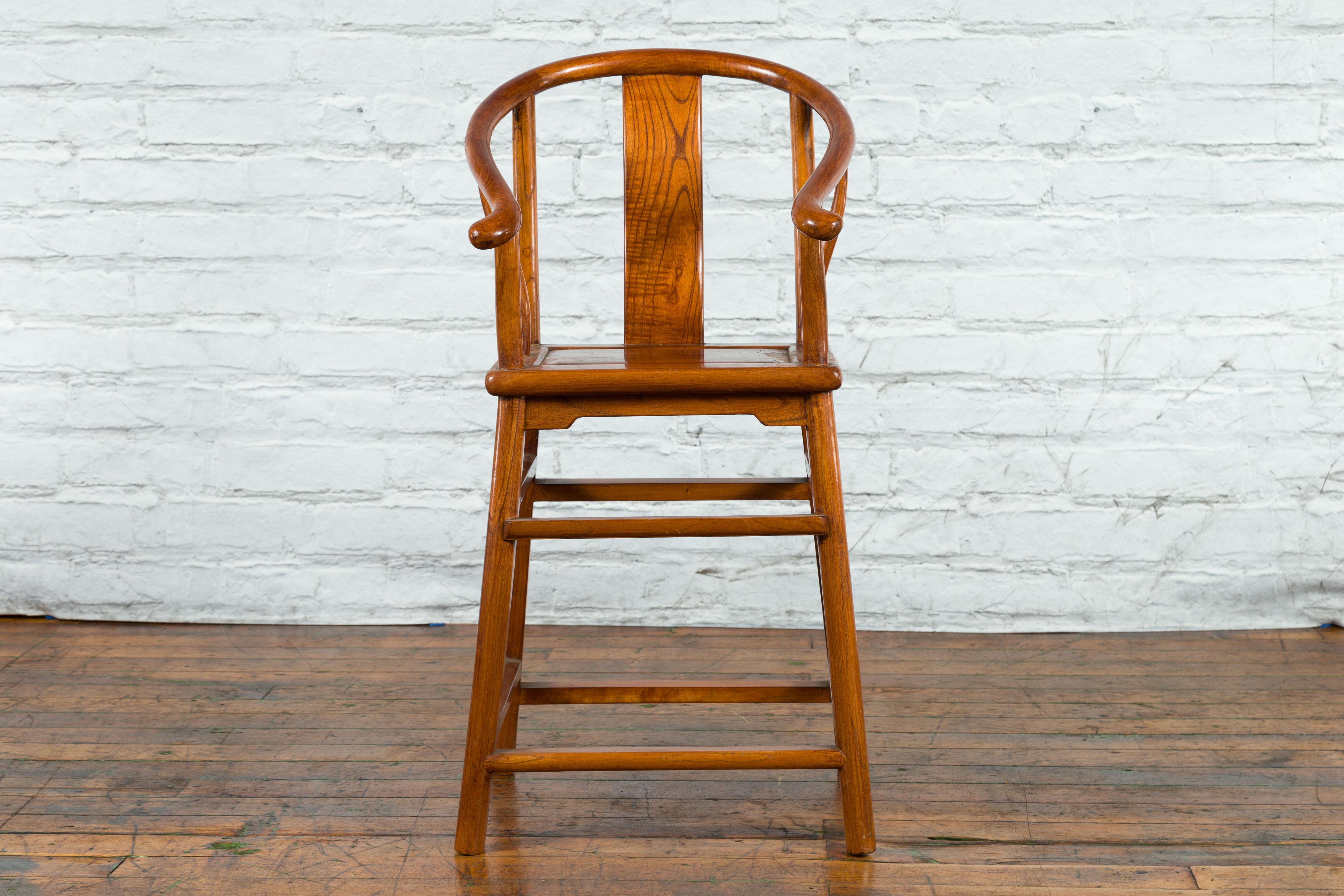20th Century Small Vintage Chinese Horseshoe Back Chair with Wooden Seat and Side Stretchers For Sale