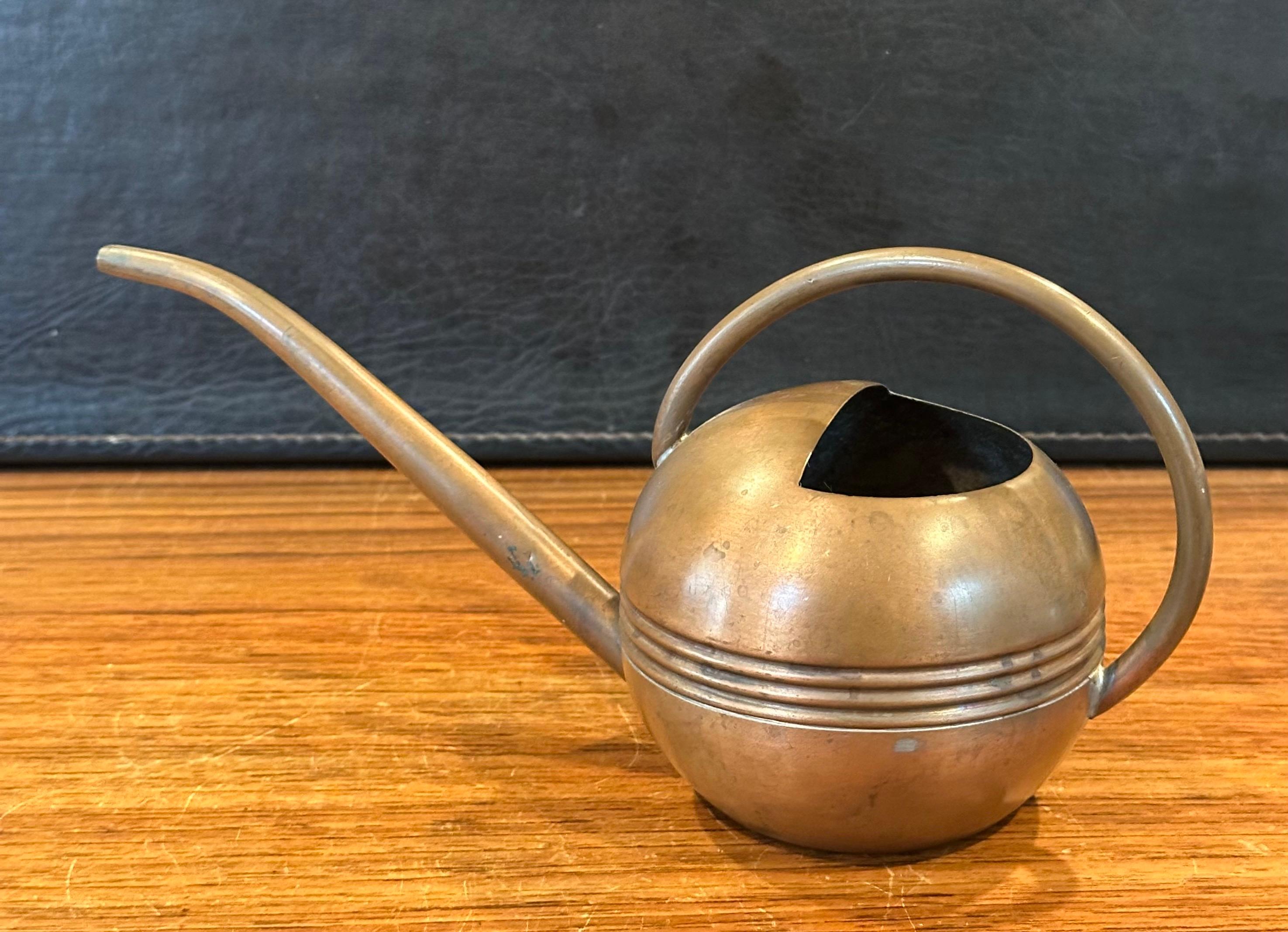 Kleine Vintage Copper Watering Can im Zustand „Gut“ im Angebot in San Diego, CA