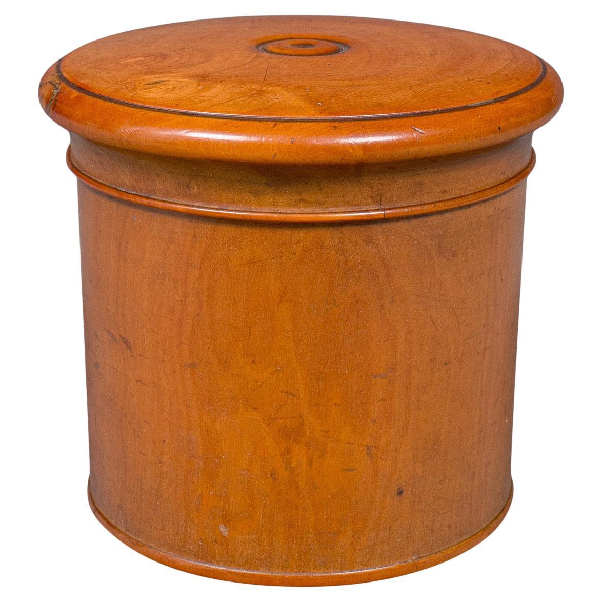 Petit pot à dés vintage, anglais, cèdre, jeux, boîte à souvenirs, Treen, Circa 1930 en vente