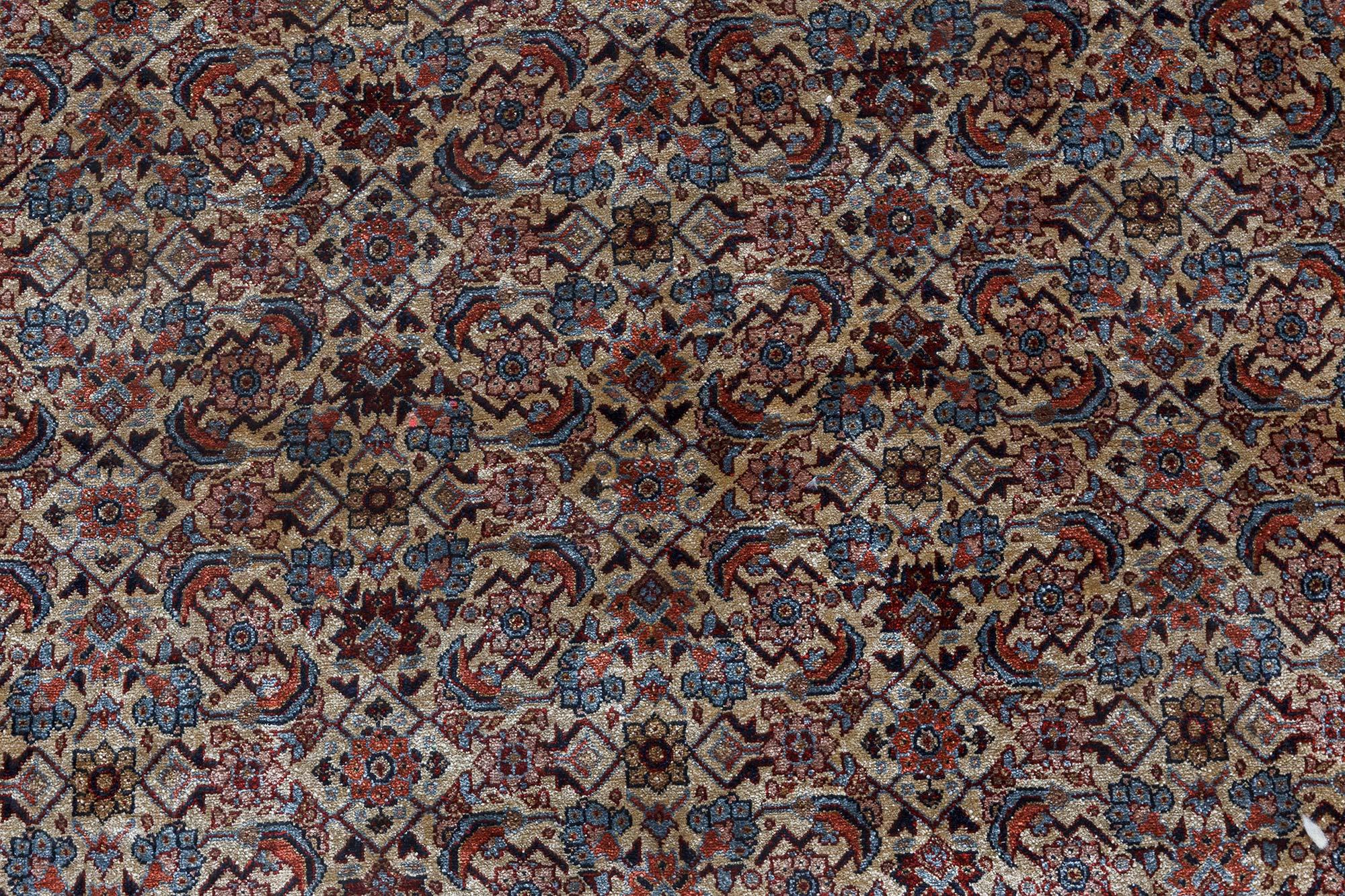Small Vintage Egyptian Handmade Silk Rug
Size: 3'8