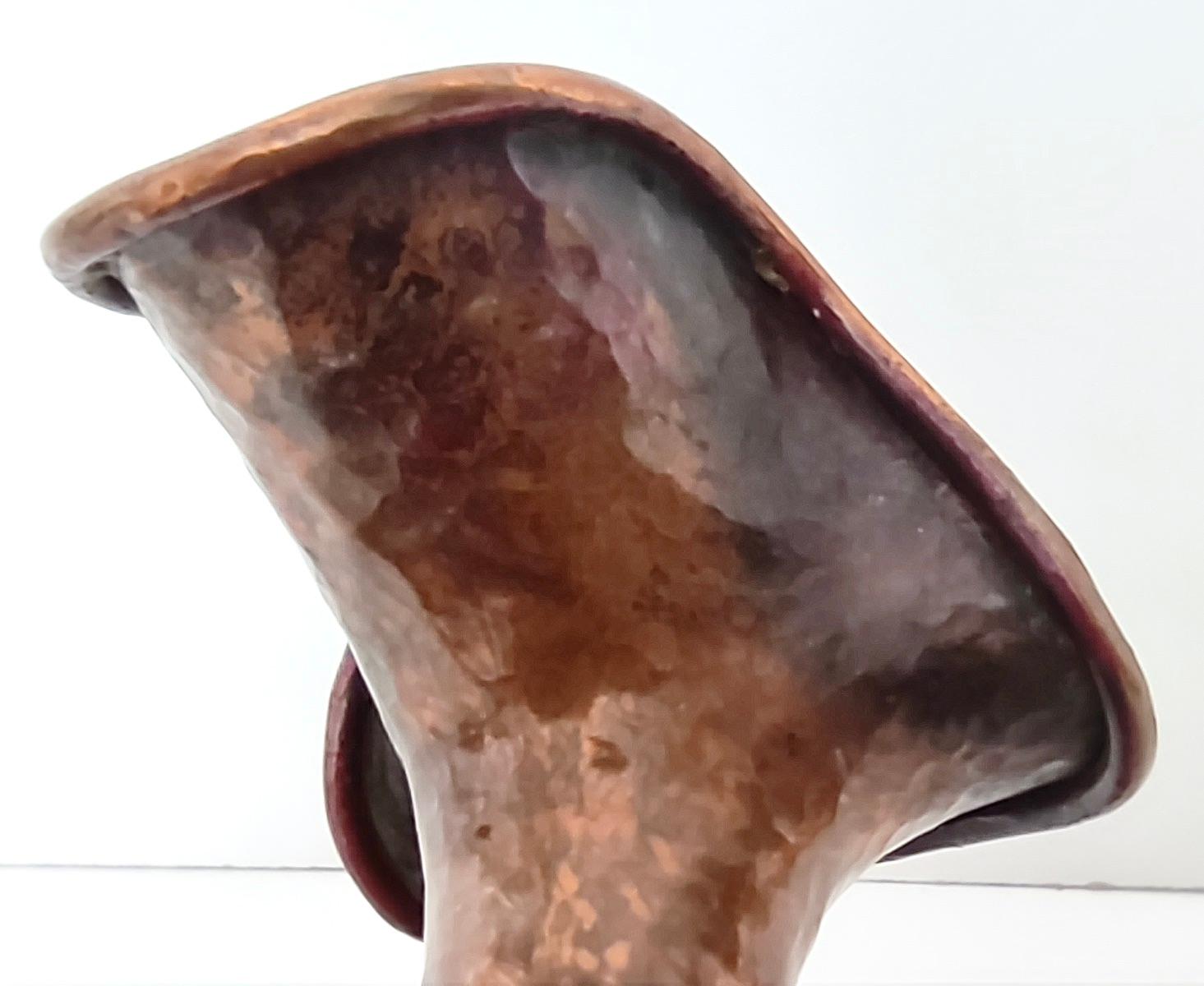 Petit vase pichet vintage en cuivre gaufré par Egidio Casagrande, Italie en vente 2