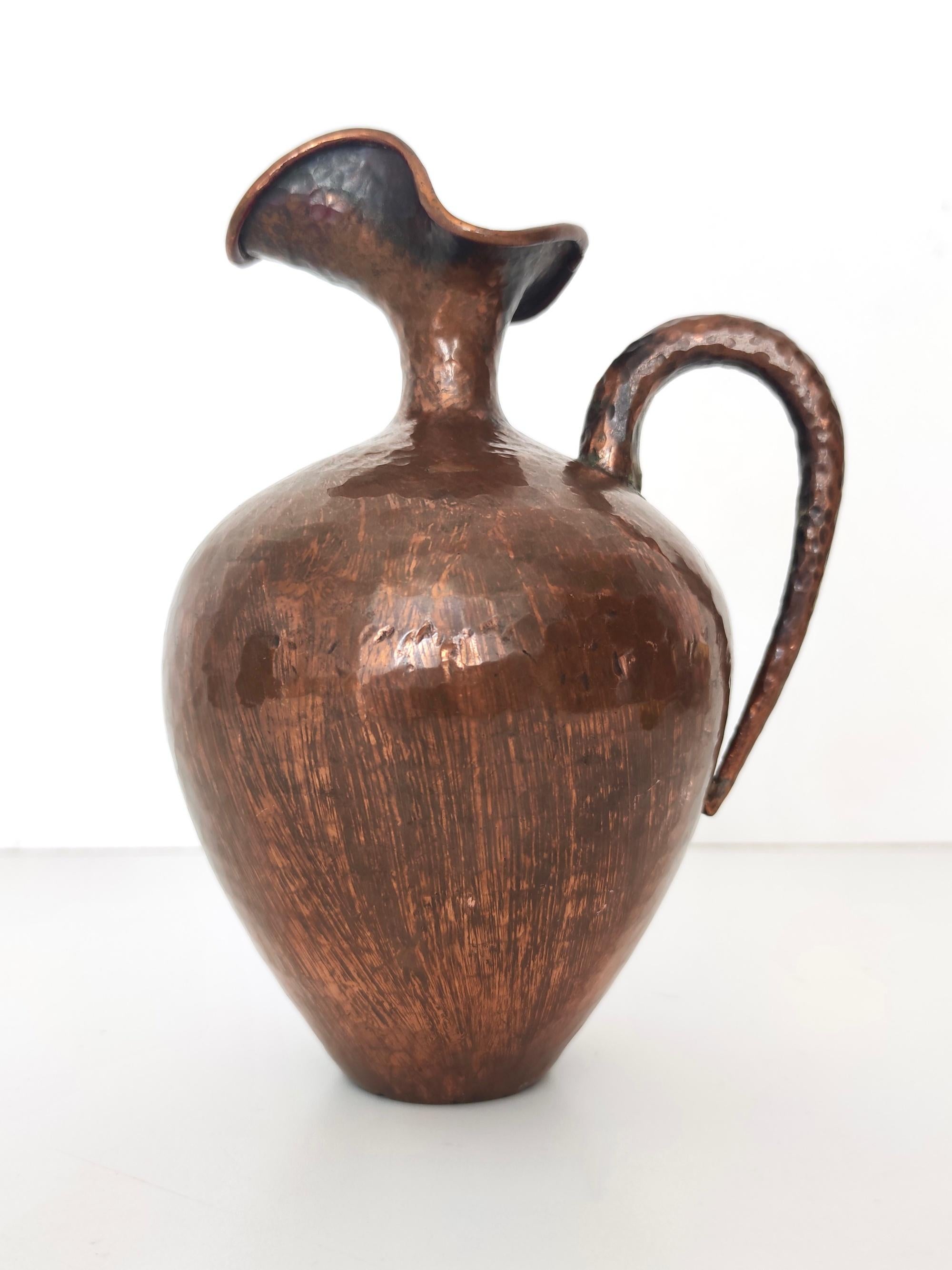 Italian Small Vintage Embossed Copper Pitcher Vase by Egidio Casagrande, Italy For Sale