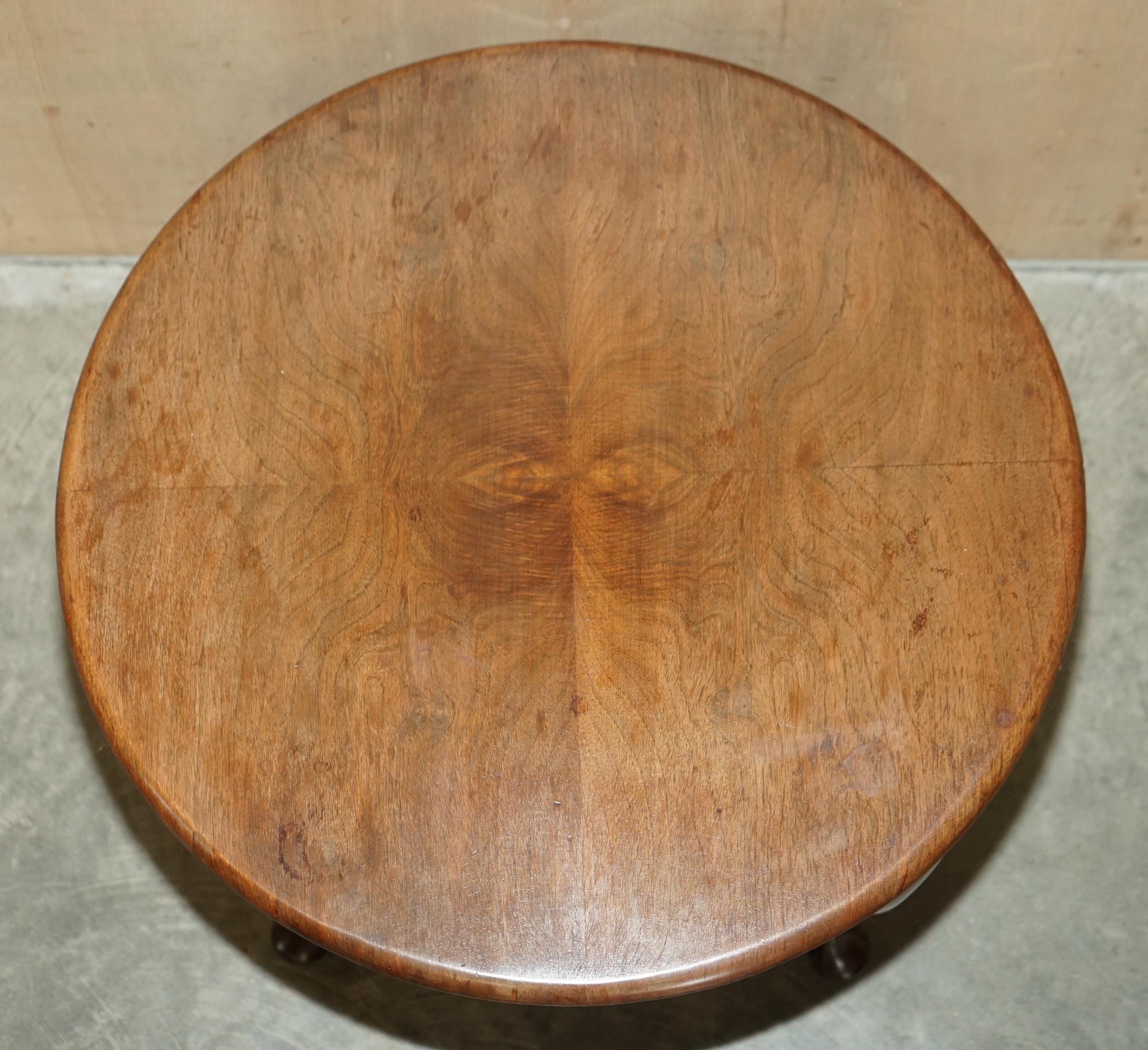 Mid-20th Century Small Vintage English Oak Coffee Table with Nice Cabriole Legs Lovely Patina For Sale