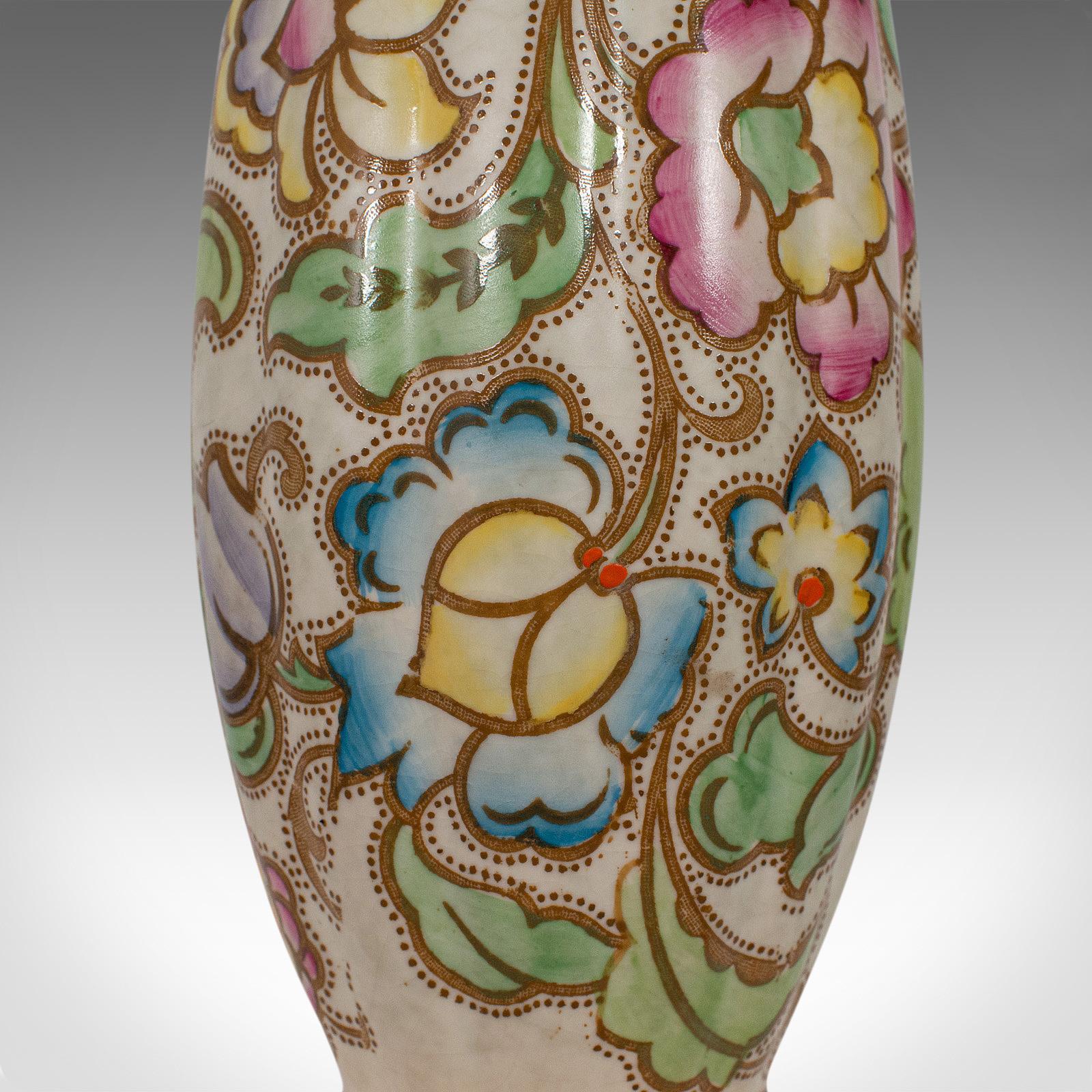 Petit vase à fleurs vintage anglais, céramique, urne à gobelets, Art Déco, vers 1940 en vente 3