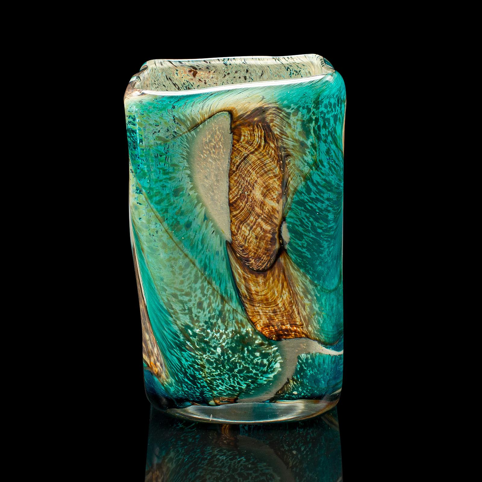 Maltais Petit vase à fleurs maltais, verre d'art, manches à fleurs, porte-théière en vente