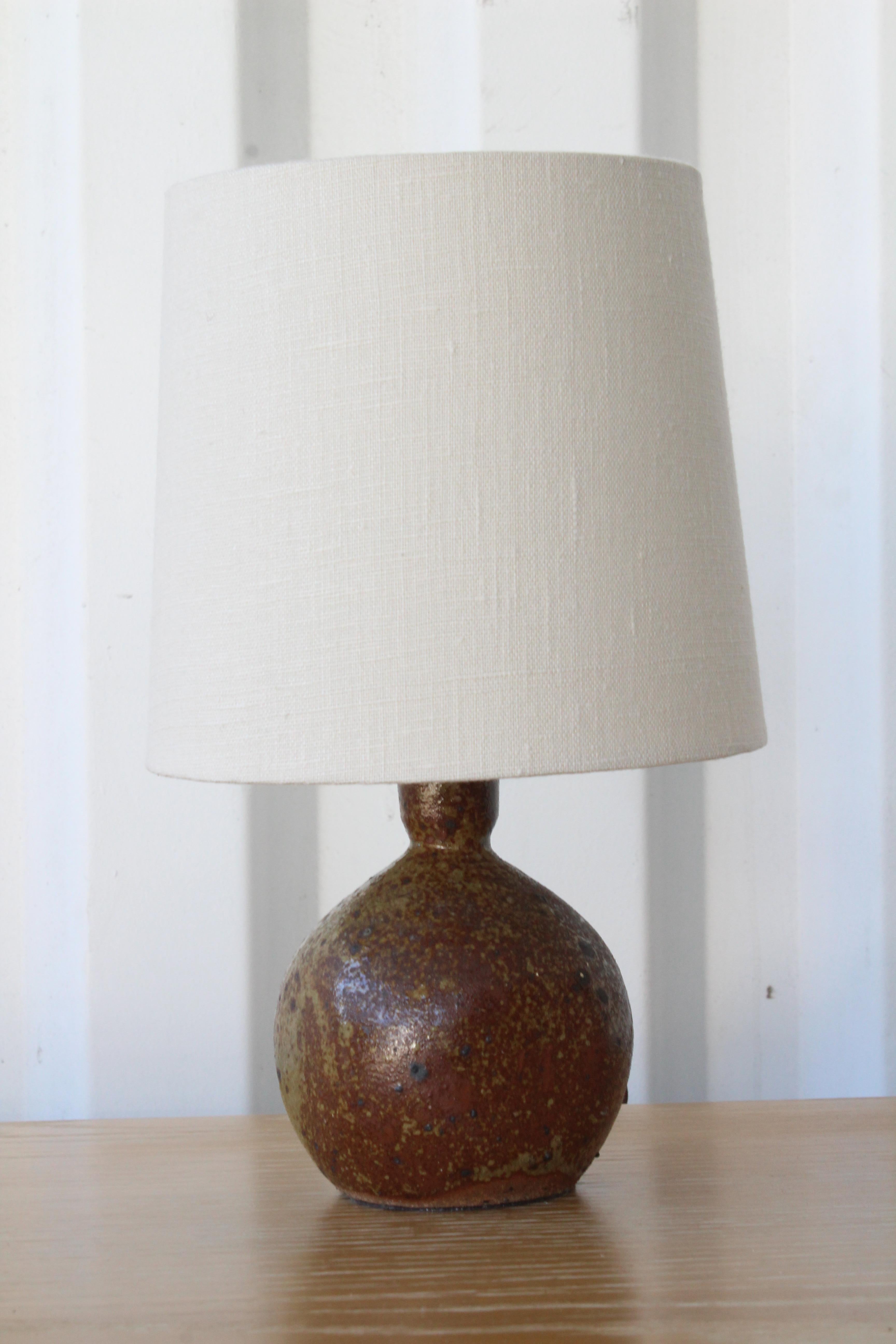 Mid-Century Modern Small Vintage French Ceramic Table Lamp, 1960s