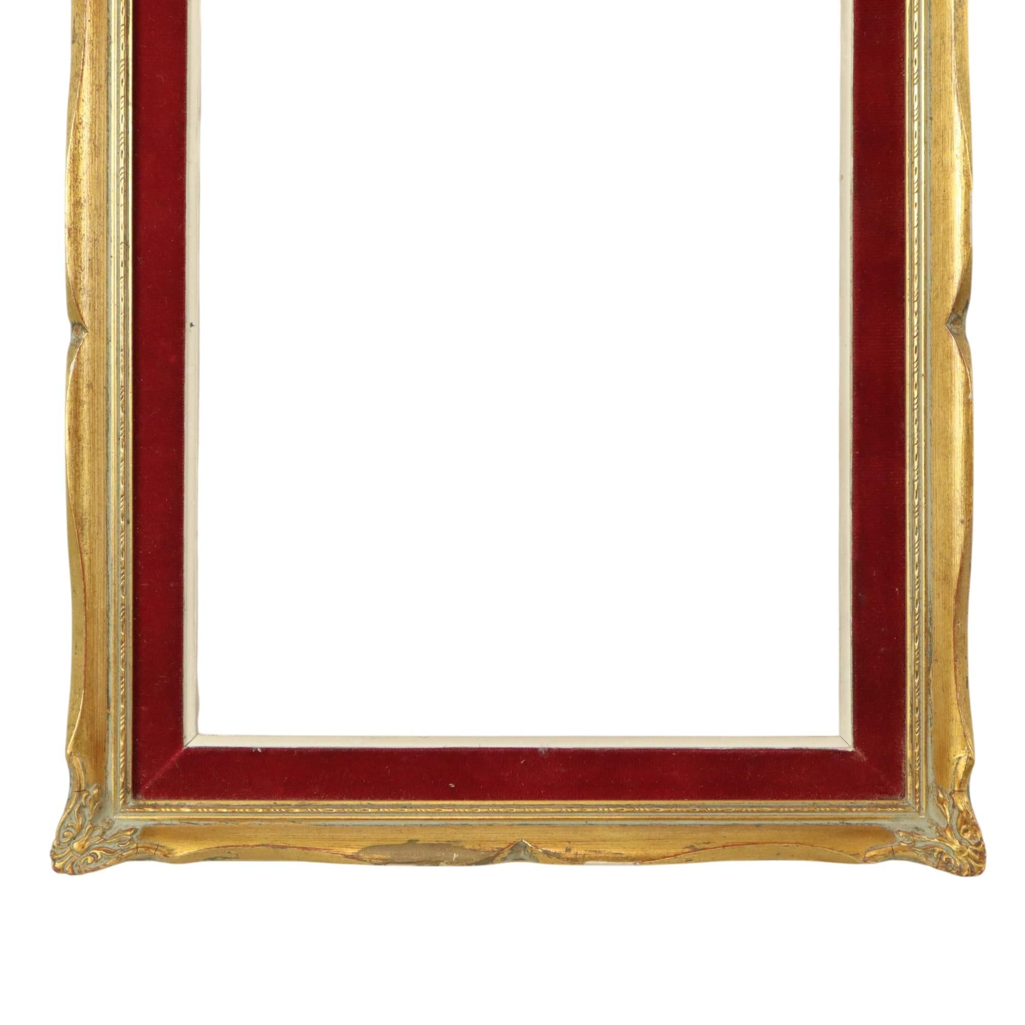 Baroque Petit cadre doré de style baroque en velours rouge 39x33 cm en vente