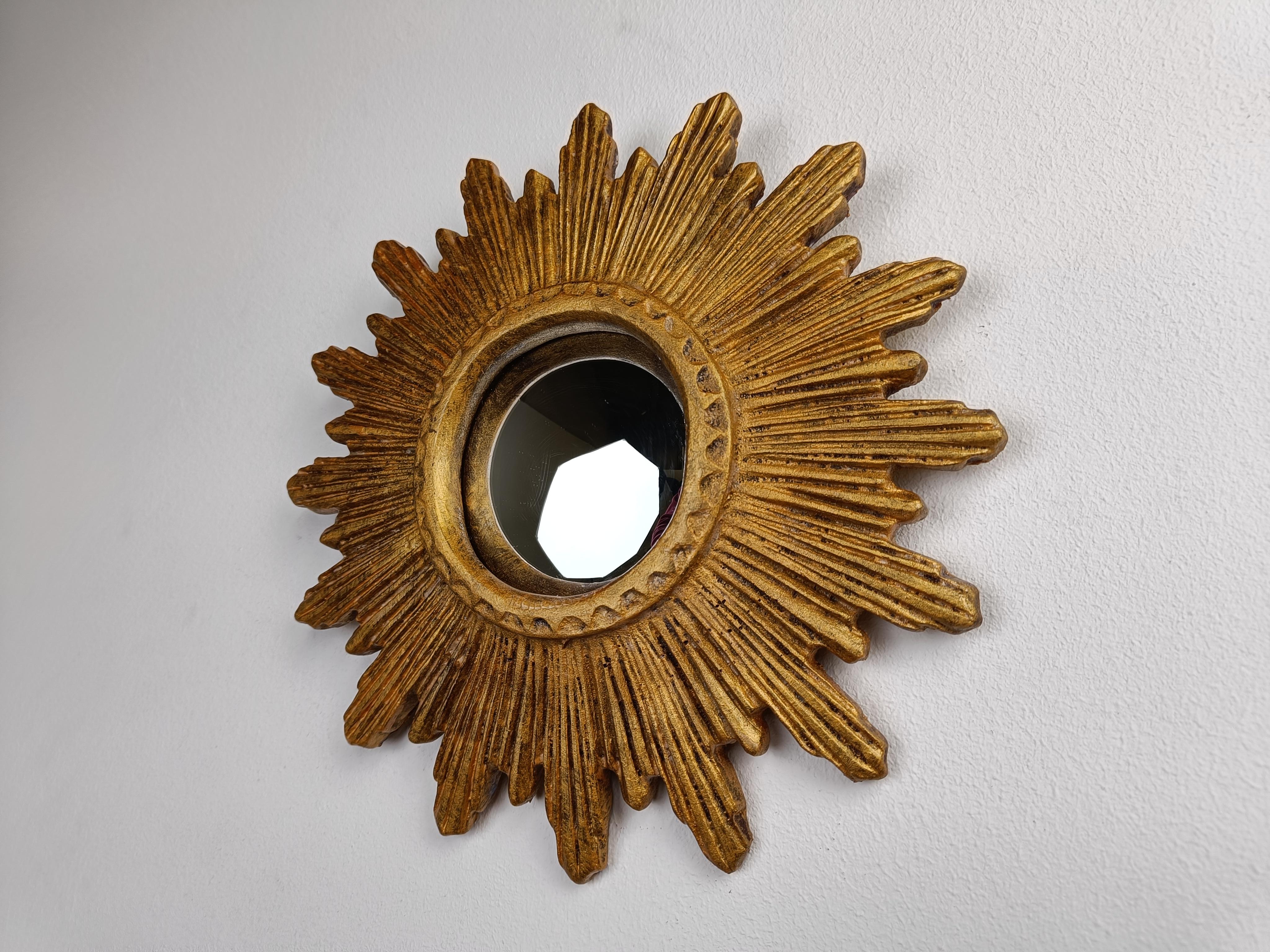 Small Vintage Golden Sunburst Mirror, 1960s 5