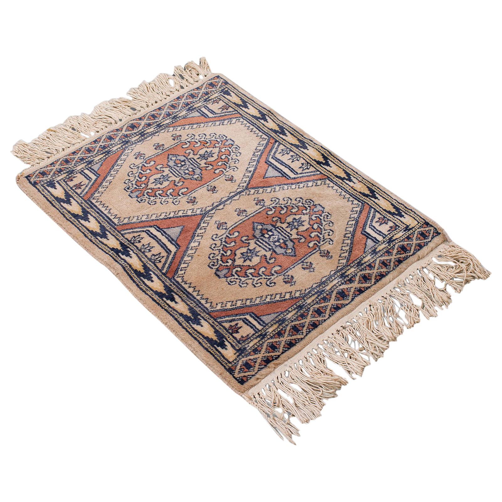 Vintage-Hamadan-Teppich, persisch, Wolle, Flur, Gebet, Mat, Mitte des 20. Jahrhunderts