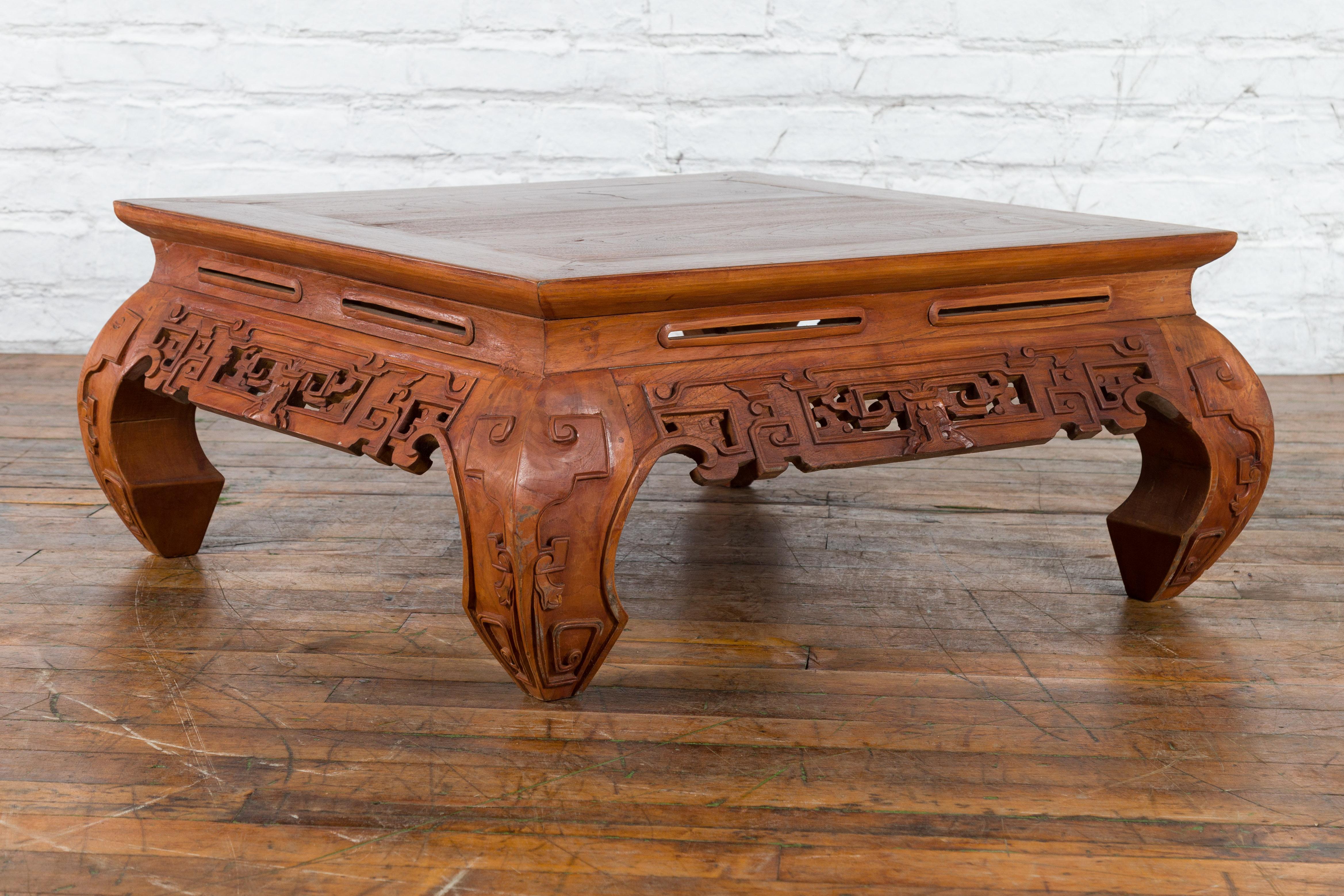 Small Vintage Indonesian Coffee Table with Scroll-Carved Apron and Chow Legs For Sale 3