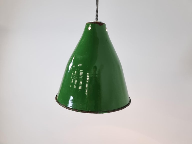 Small Vintage Industrial Green Enamel Pendant Lights, 1960s For Sale 2