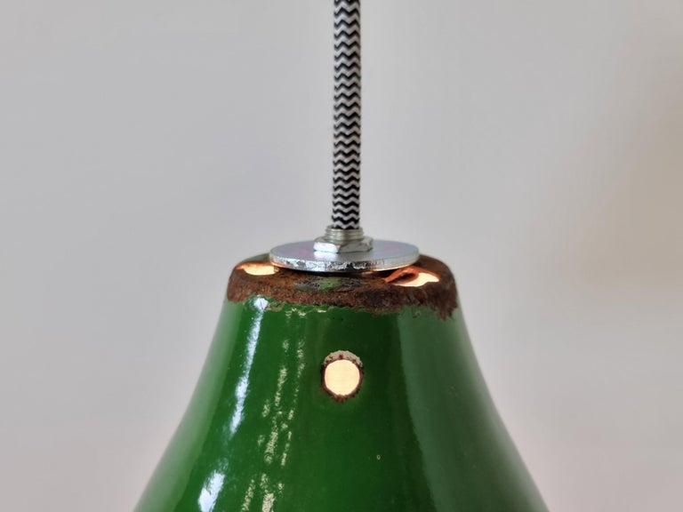 Small Vintage Industrial Green Enamel Pendant Lights, 1960s For Sale 3