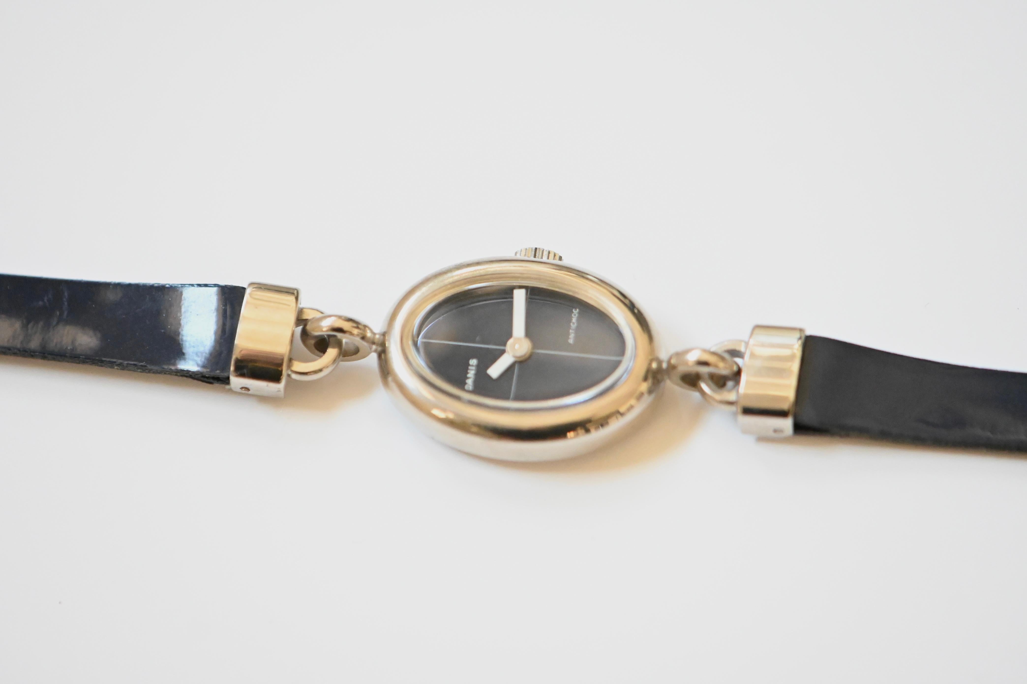 Small Vintage Ladies Watch Signed Danis In Excellent Condition For Sale In Vannes, FR