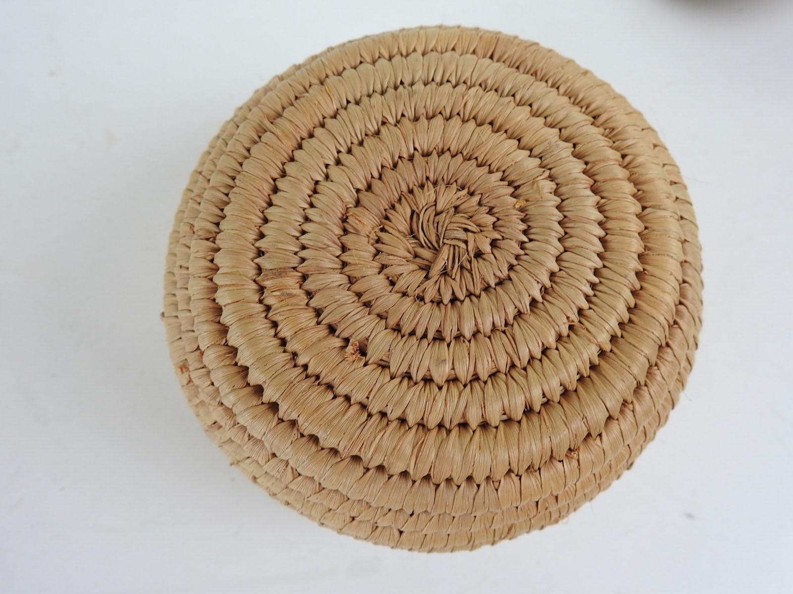 American Small Vintage Lidded Coiled Basket For Sale