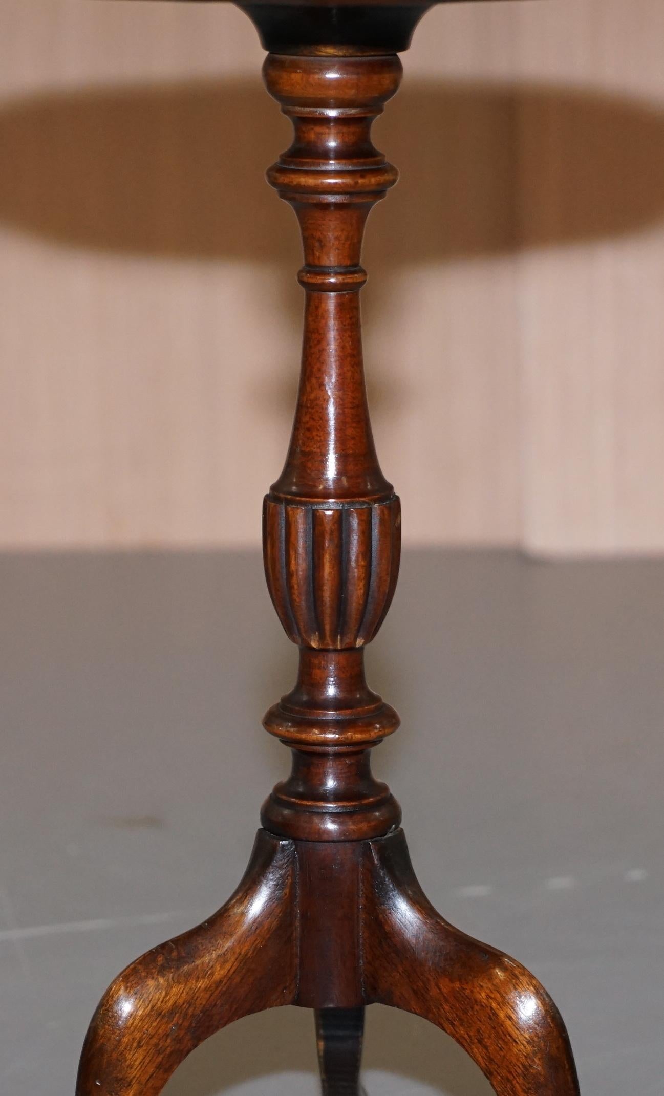 Small Vintage Mahogany Tripod Lamp Side End Wine Table Ornately Turned Column 2