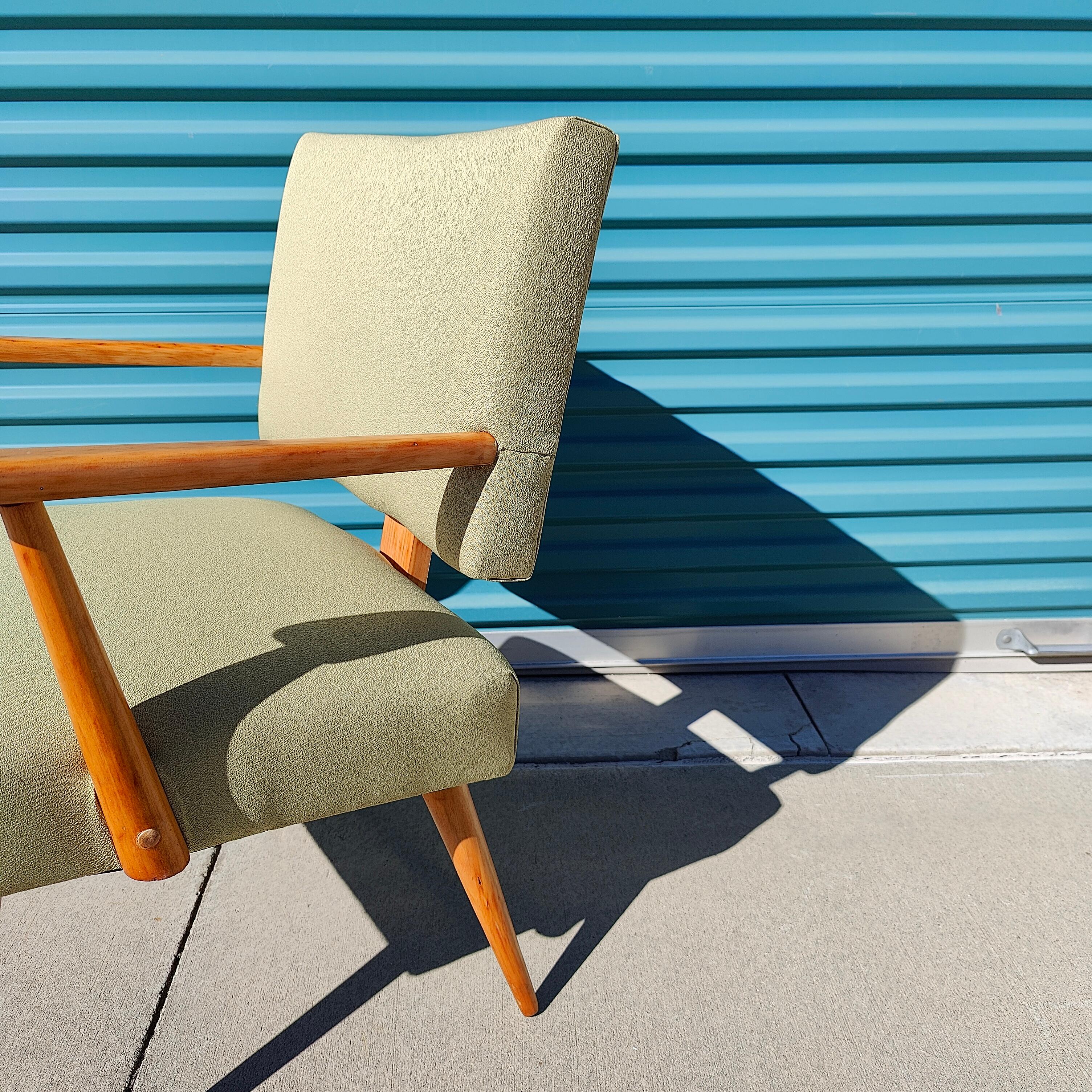 20th Century Small Vintage Mid-Century Modern Lounge Chair For Sale