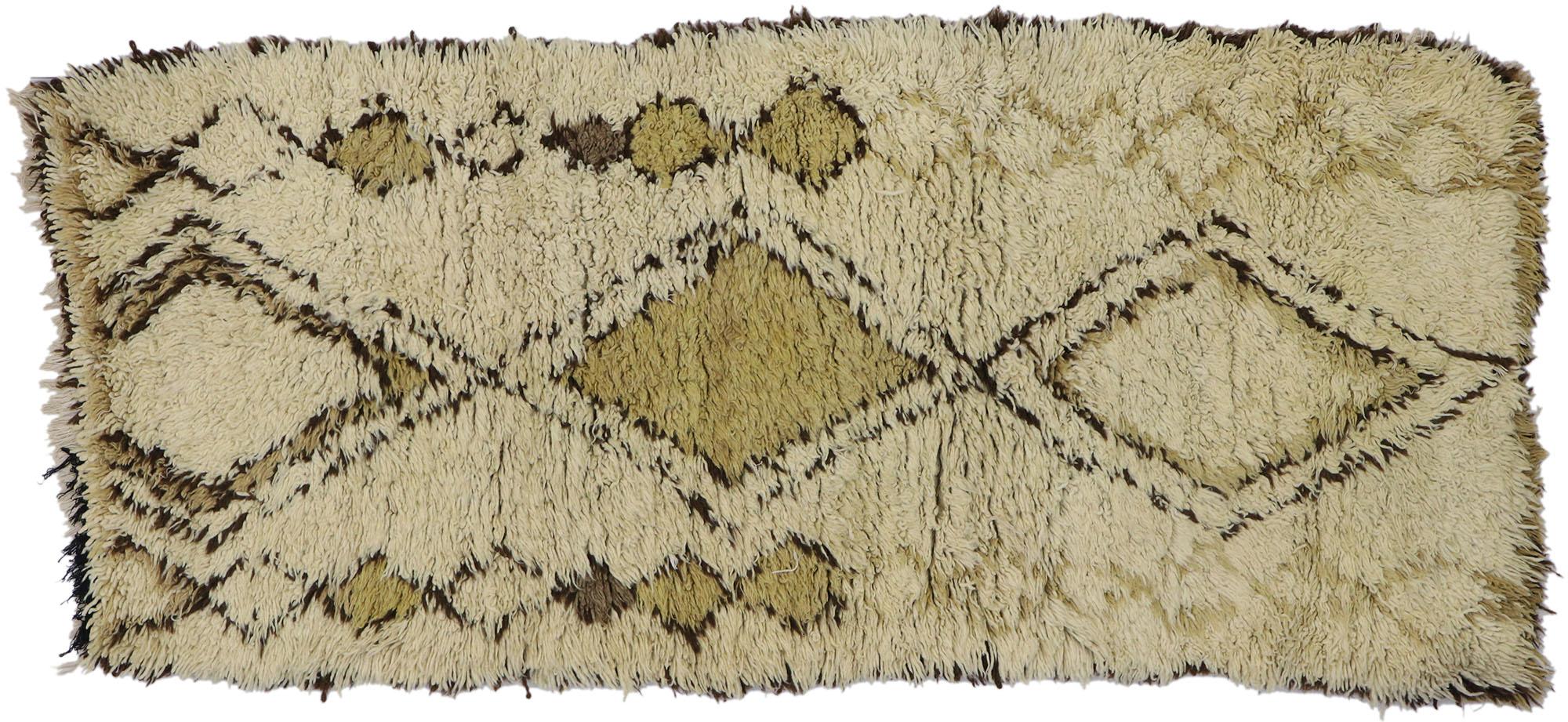 Small Vintage Moroccan Rug, Rustic Luxe Meets Rugged Beauty For Sale 3