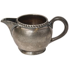 Kleine Vintage Zinn Sahnekännchen gestempelt Pierrepont