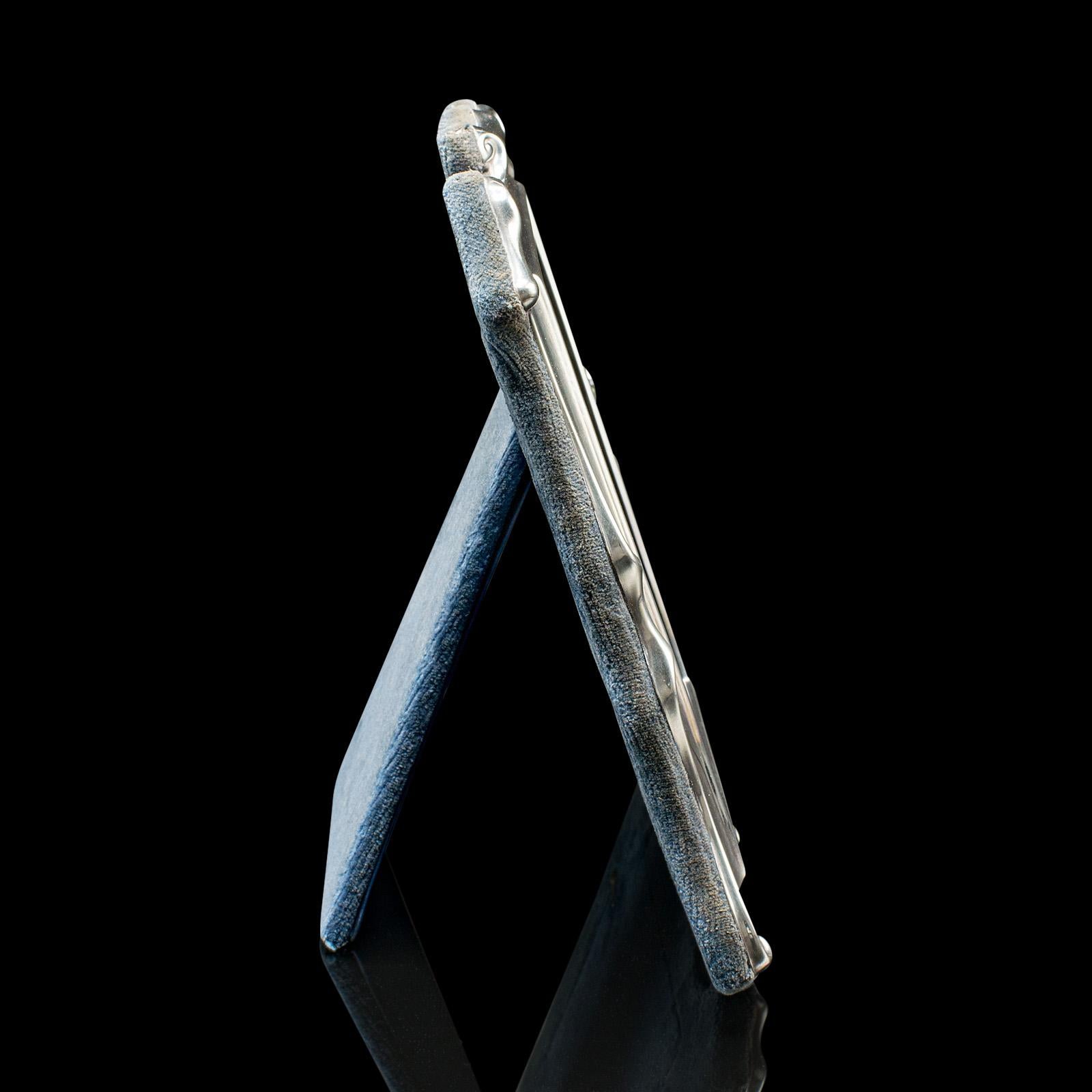 Britannico Piccolo portafoto d'epoca, inglese, portafoto placcato in argento, Art Deco, 1930 in vendita