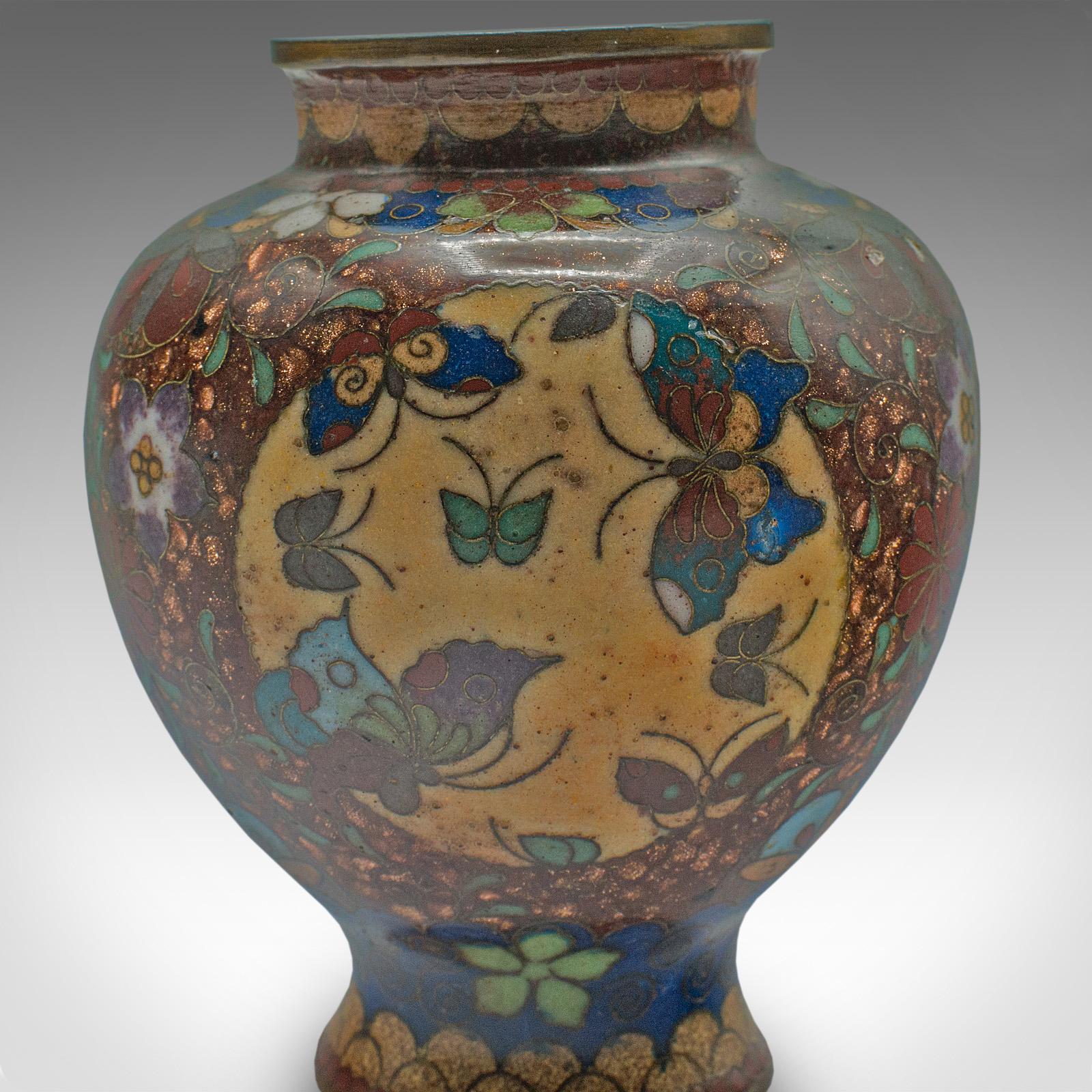 Petit vase Posy chinois, cloisonné, urne d'exposition, Art déco, vers 1940 en vente 2