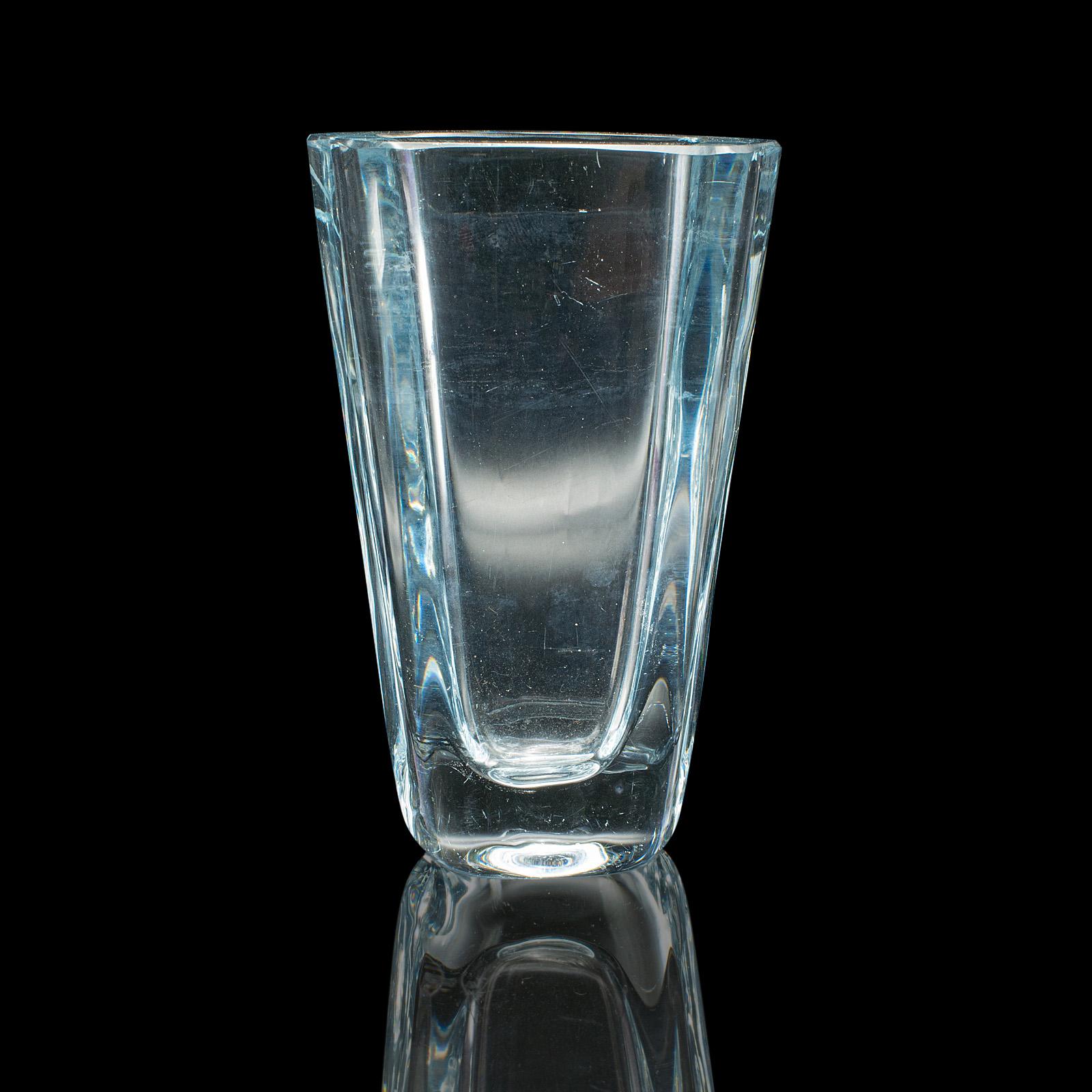 Suédois Petit vase Posy suédois, scandinave, verre d'art, pot à fleurs, Art Déco en vente
