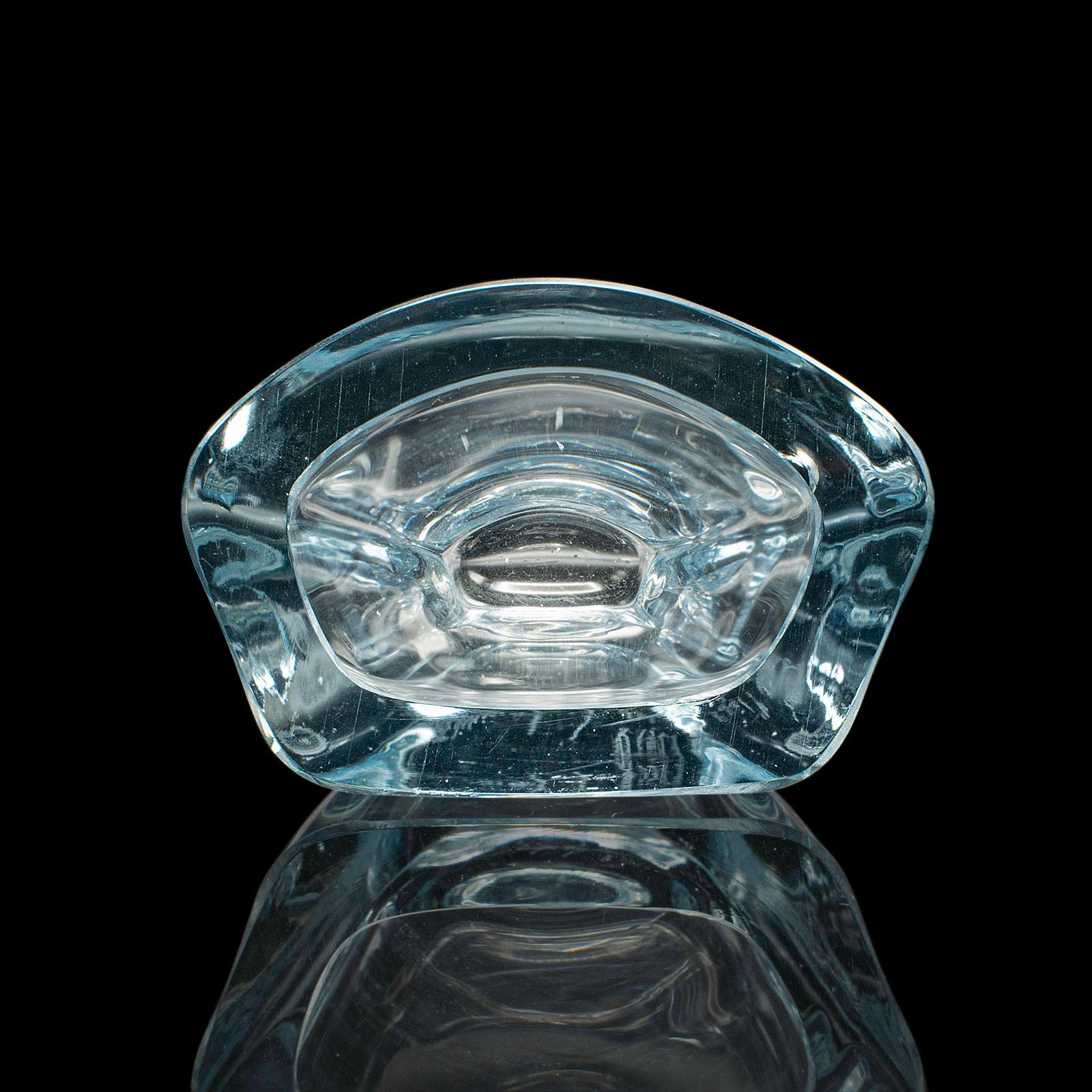 Verre d'art Petit vase Posy suédois, scandinave, verre d'art, pot à fleurs, Art Déco en vente