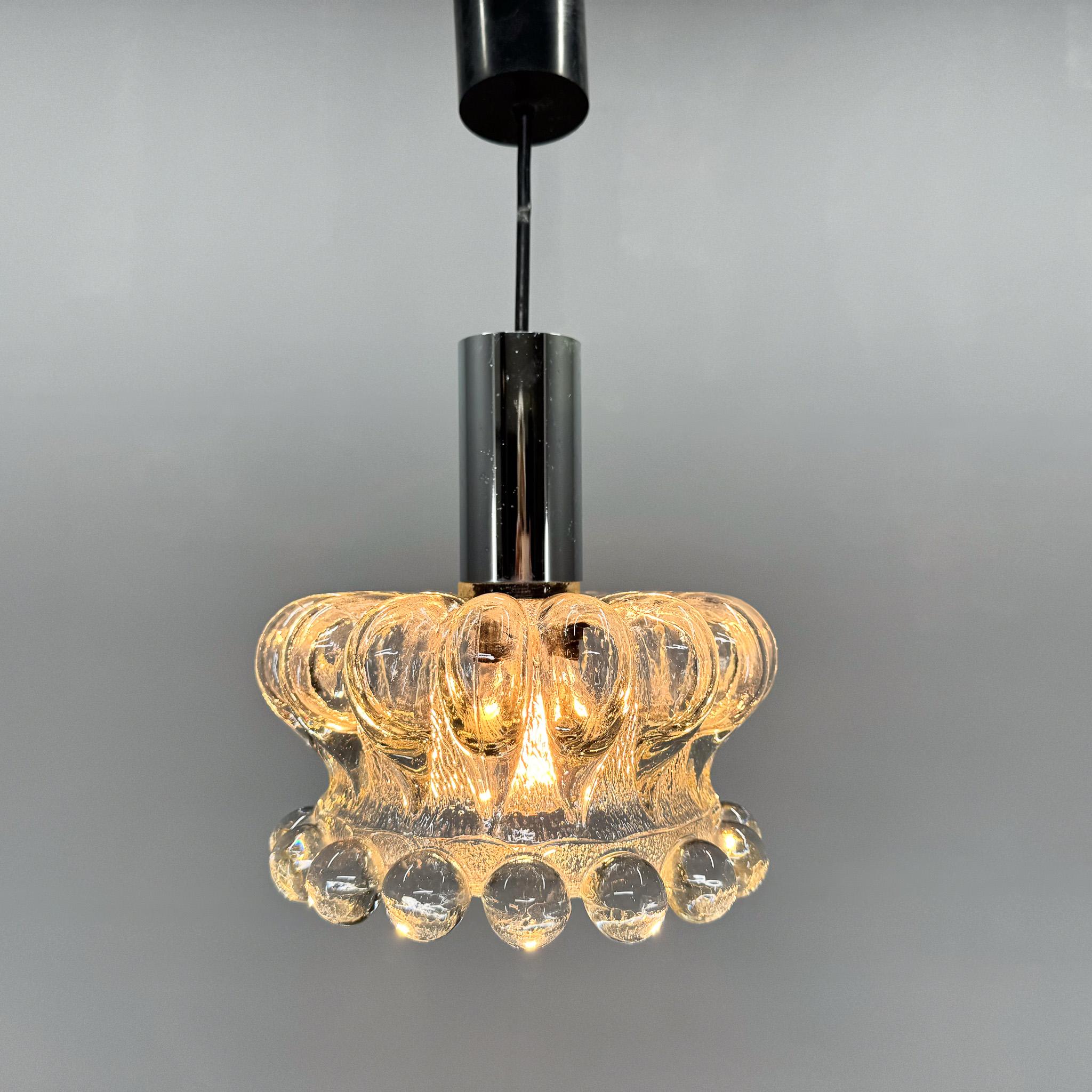 Vetro Piccola lampada a sospensione in vetro pressato vintage, Cecoslovacchia in vendita
