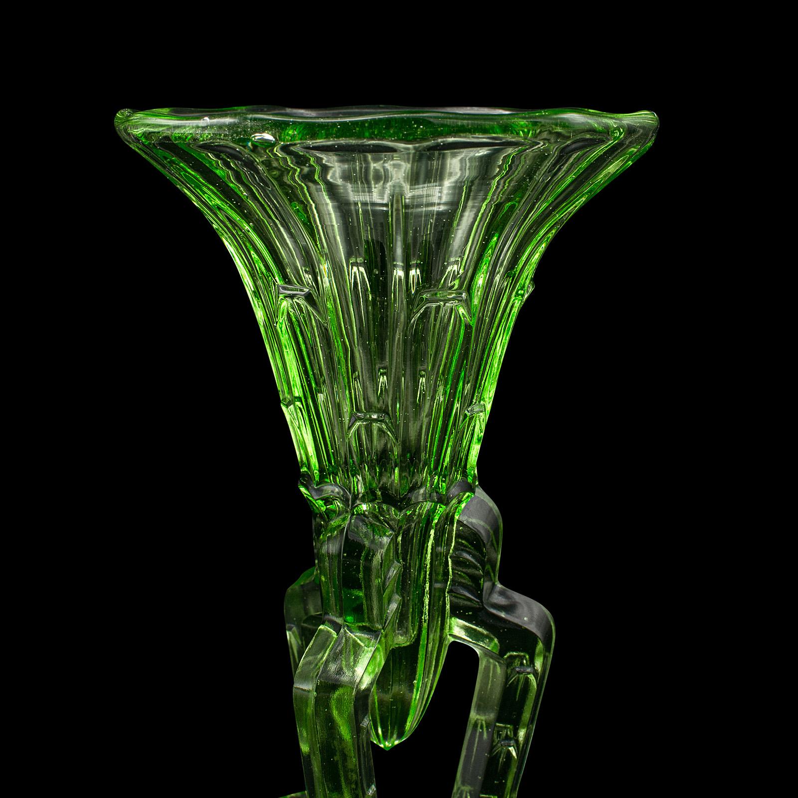 Small Vintage Rocket Vase, English Art Glass, Posy, Flower, Art Deco, Circa 1930 For Sale 3