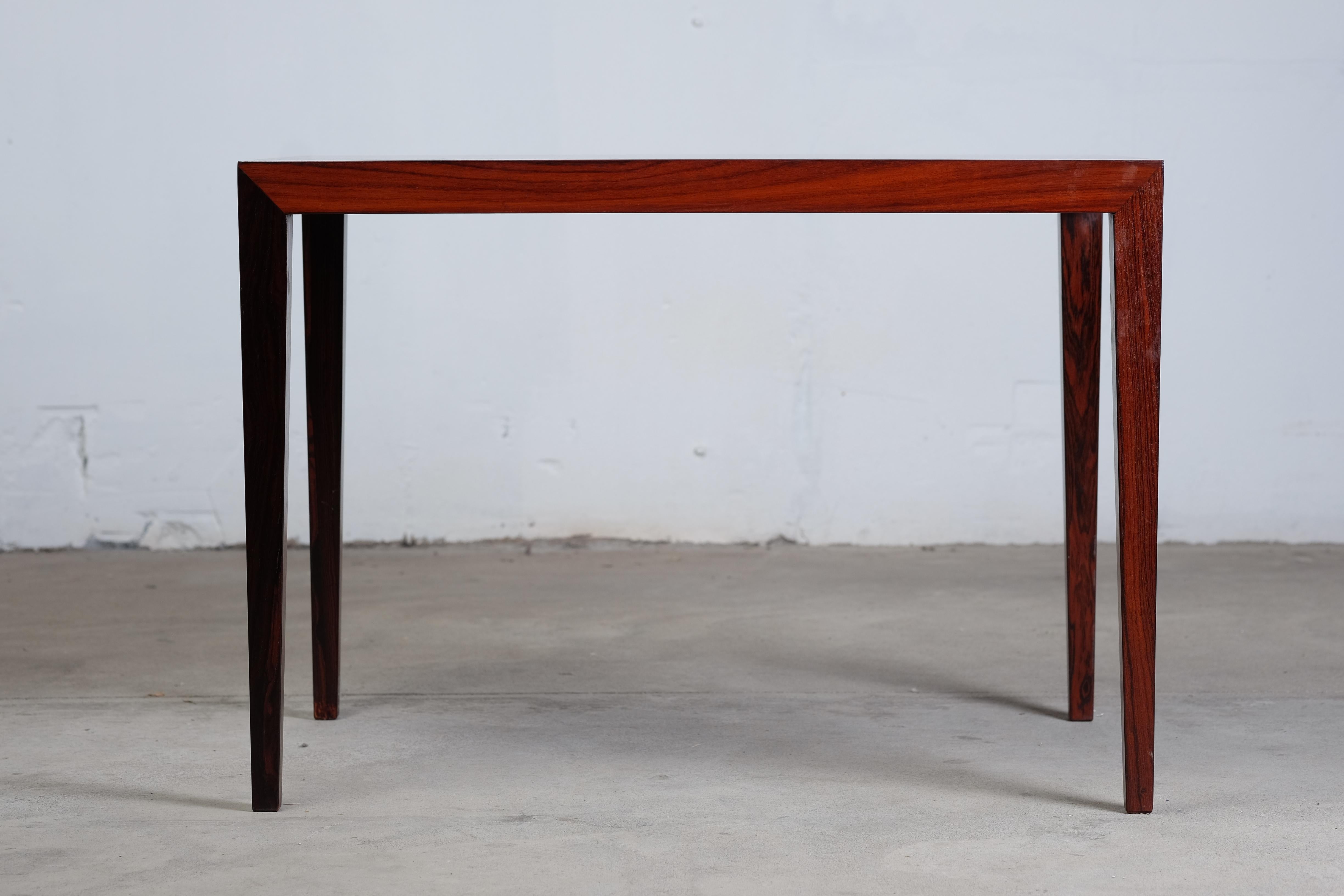 Mid-Century Modern Small Vintage Rosewood Coffee Table by Severin Hansen for Haslev Møbelsnedkeri
