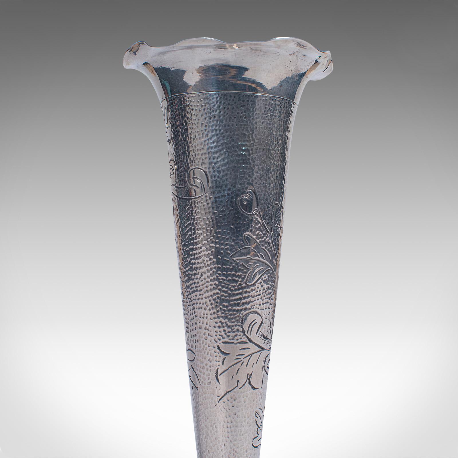 Kleine Vintage Vase mit einem Stem, Chinesisch, Sterling Silber, Dekorative Posy Flute im Angebot 1